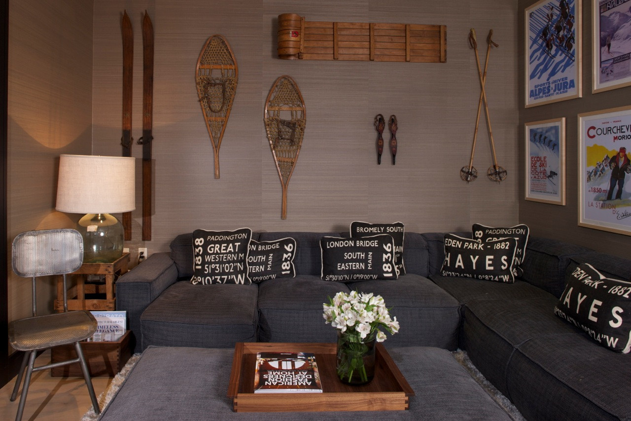 Где хранить «ватрушки» и санки в квартире