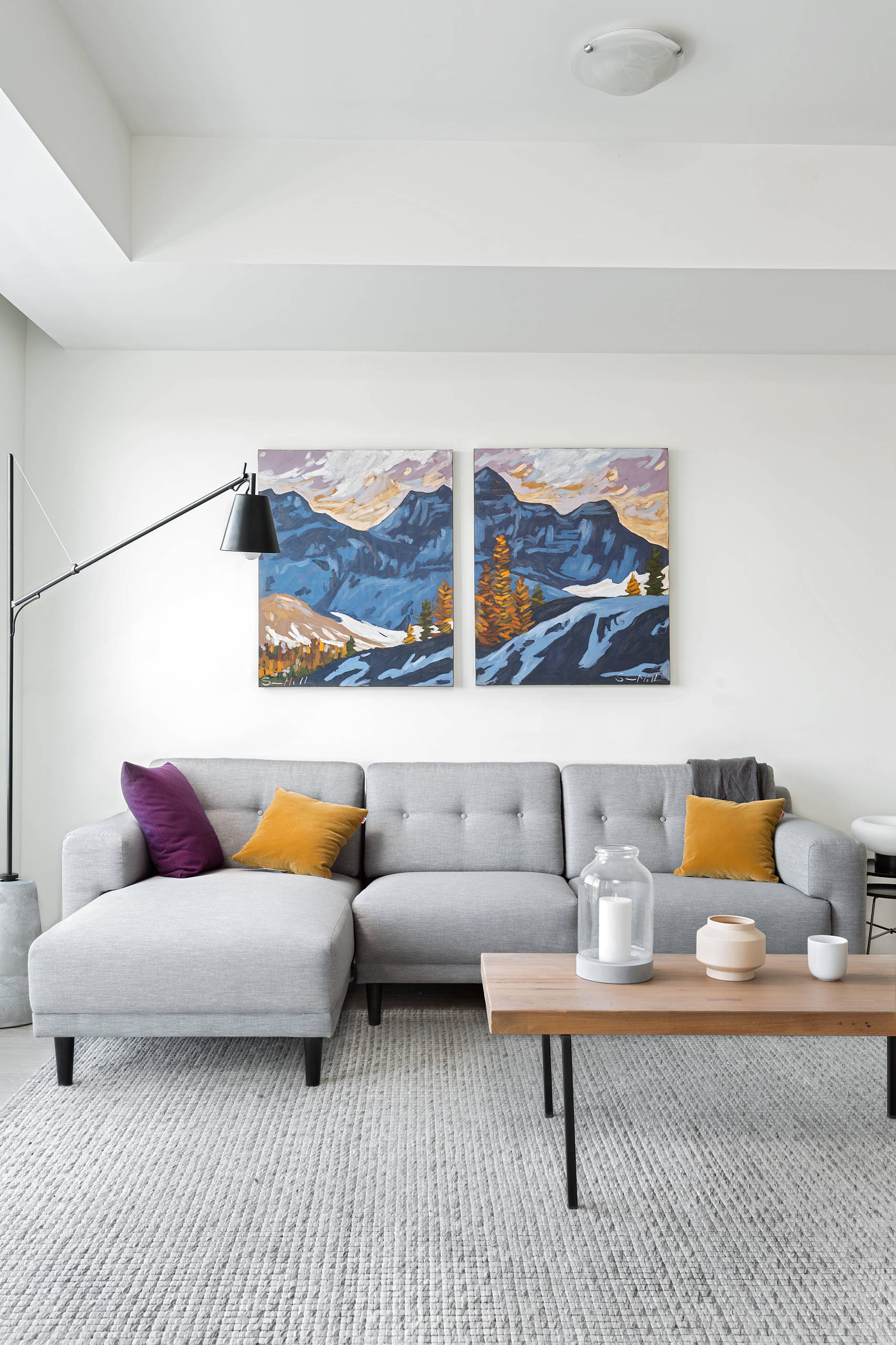 Цвет: Как оживить яркими красками существующий нейтральный интерьер