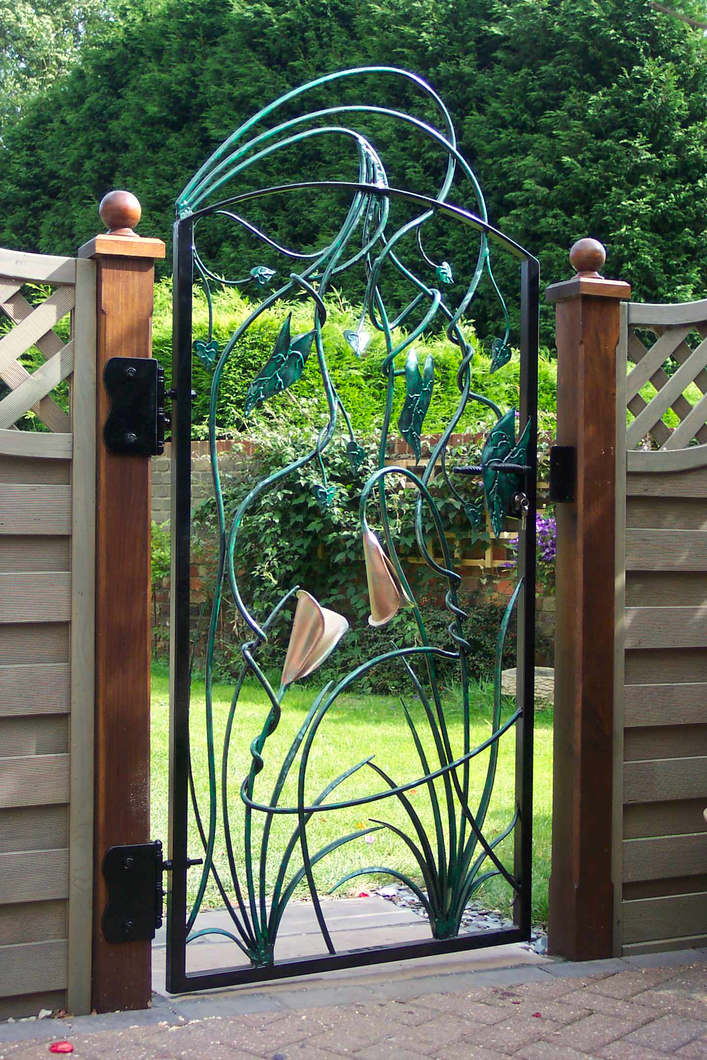 Фотоохота: 91 идея декора для калитки