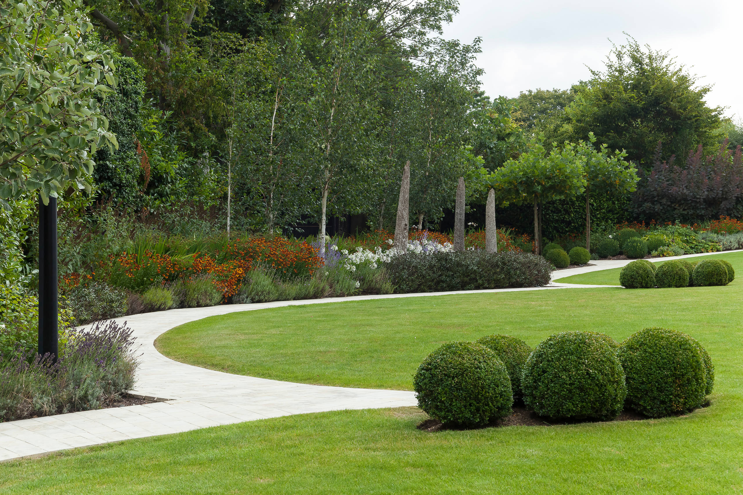 Не подглядывай: Планируем опушки на участке