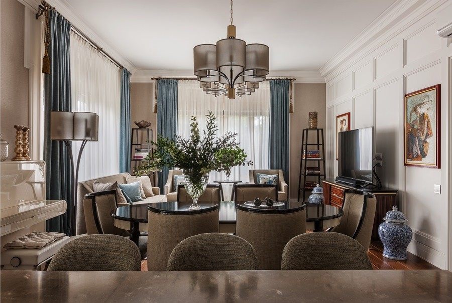 Houzz тур: Квартира в Сколково с мрамором и зеркалами