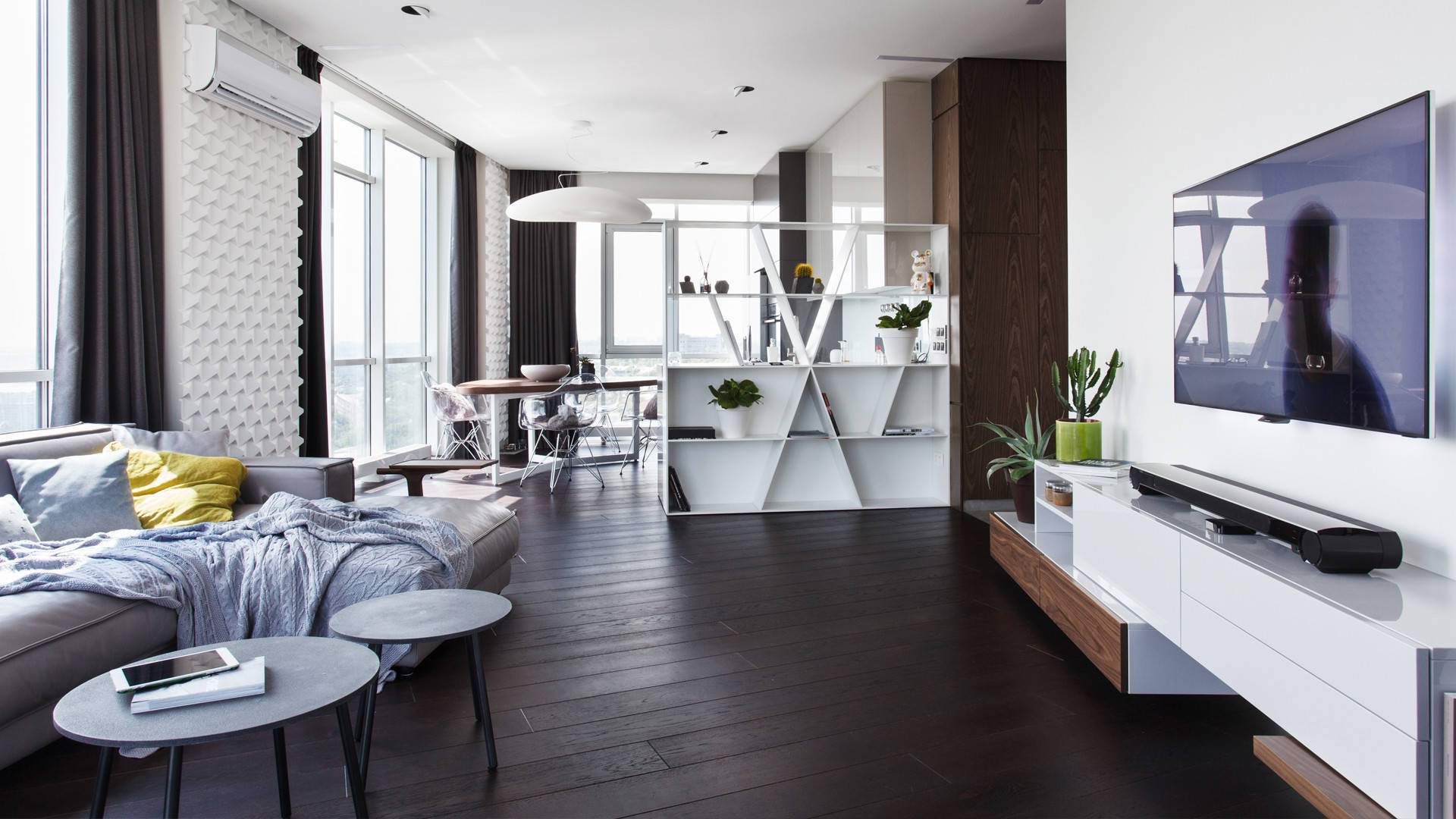 Houzz Украина: Минимализм и ломаные линии в квартире для двоих