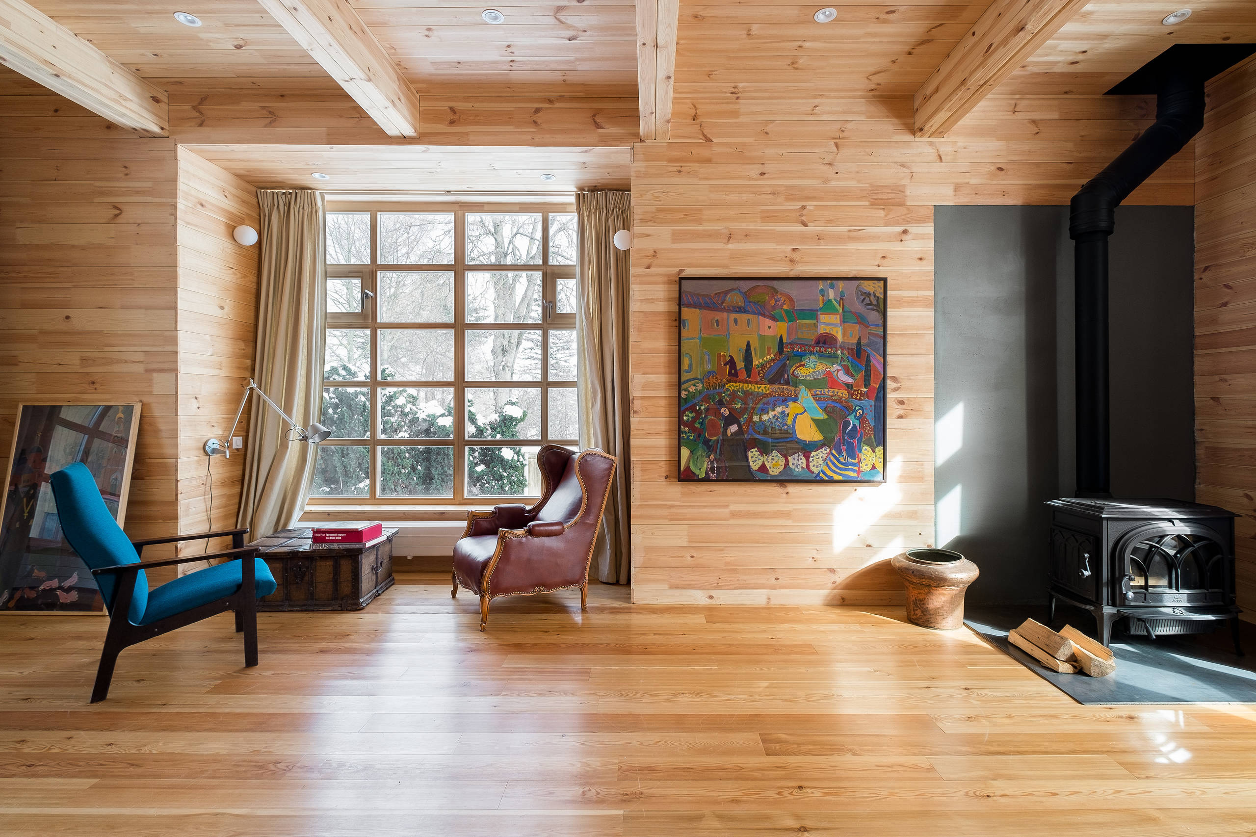 Houzz тур: Дача под Тарусой для большой творческой семьи