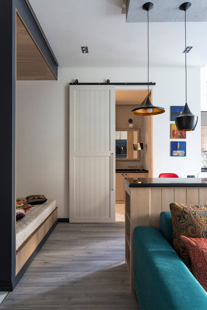 Объясняет юрист: Почему дверь из санузла не должна выходить в комнату