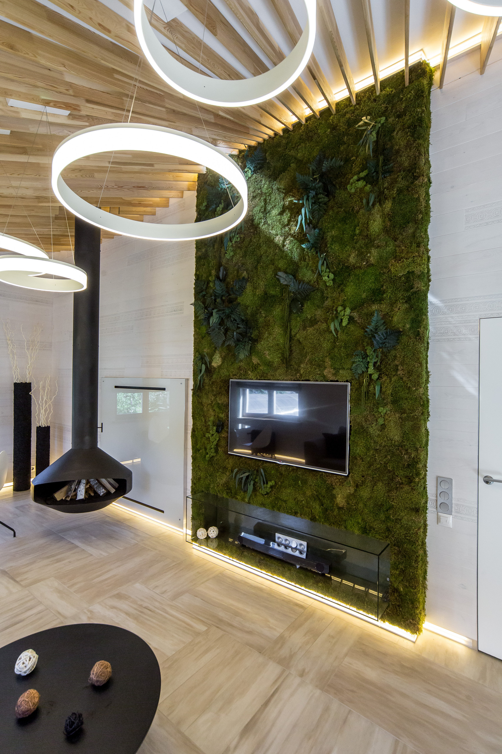 Азбука цветовода: Правила ухода за вертикальным садом