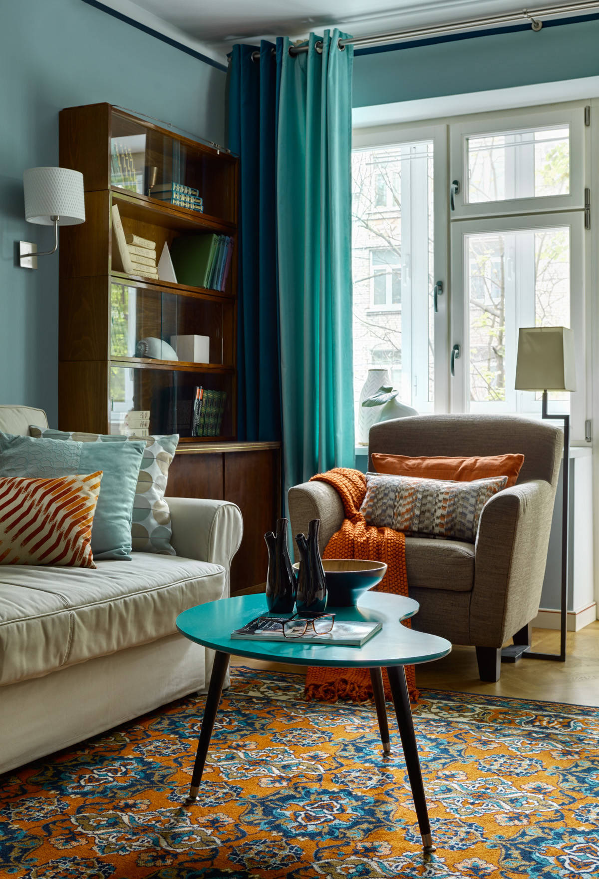 Houzz тур: «Двушка» на Октябрьском поле — с дедушкиной мебелью