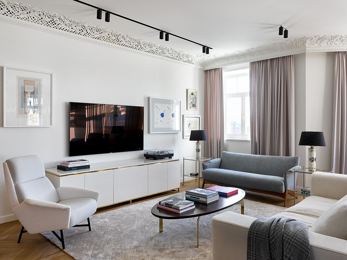 Houzz тур: Белая квартира на Цветном