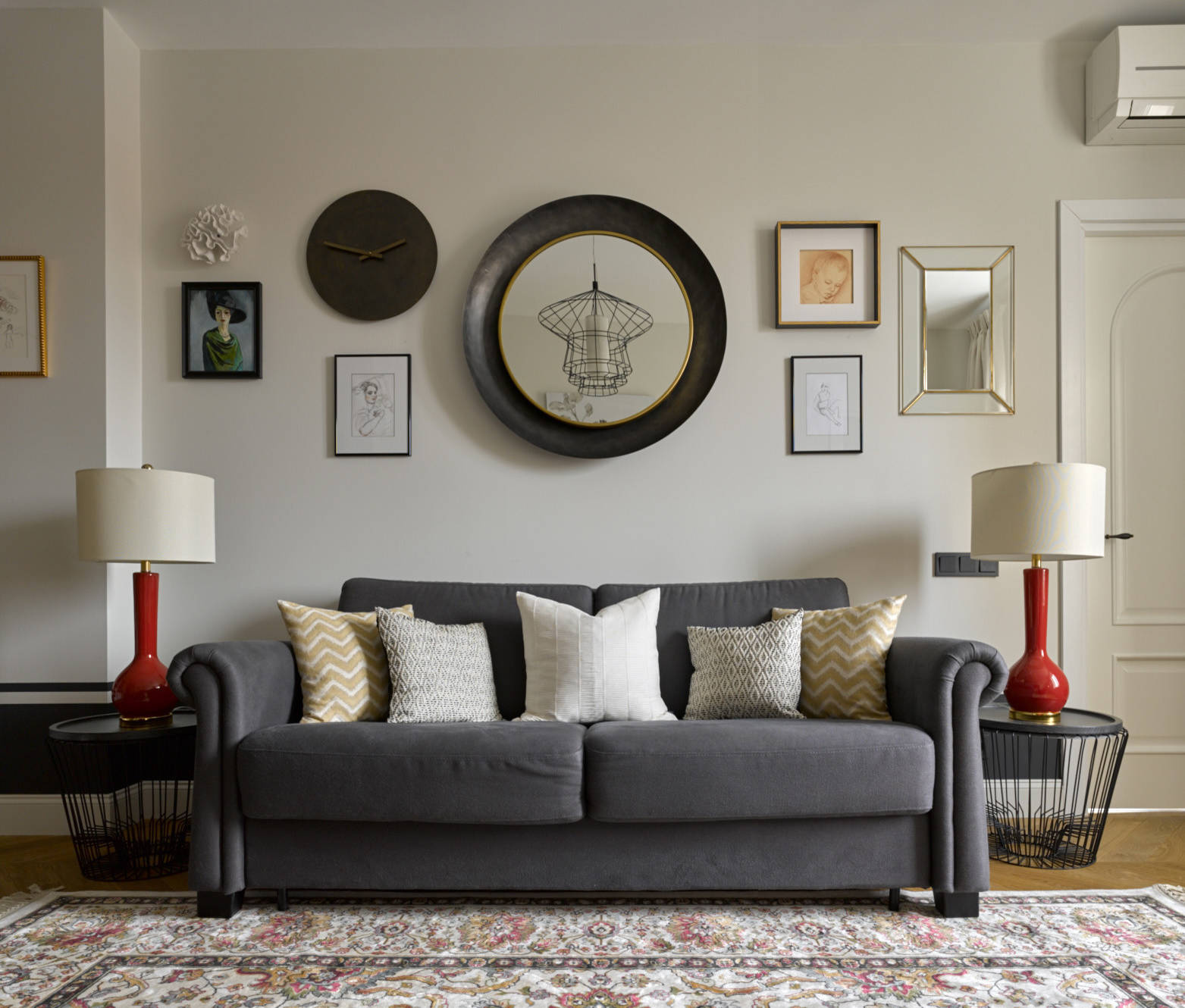 В гостях: Икат, картины и контрасты в квартире декоратора