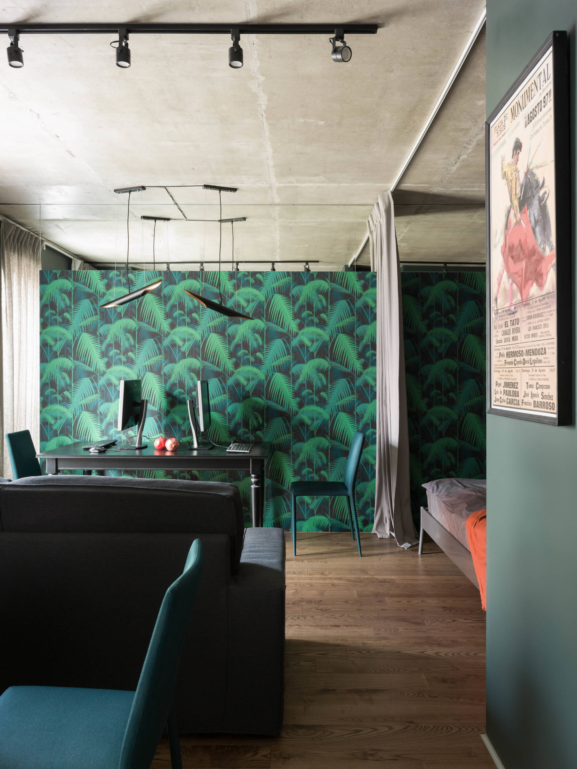 В гостях: Квартира с эпатажными обоями