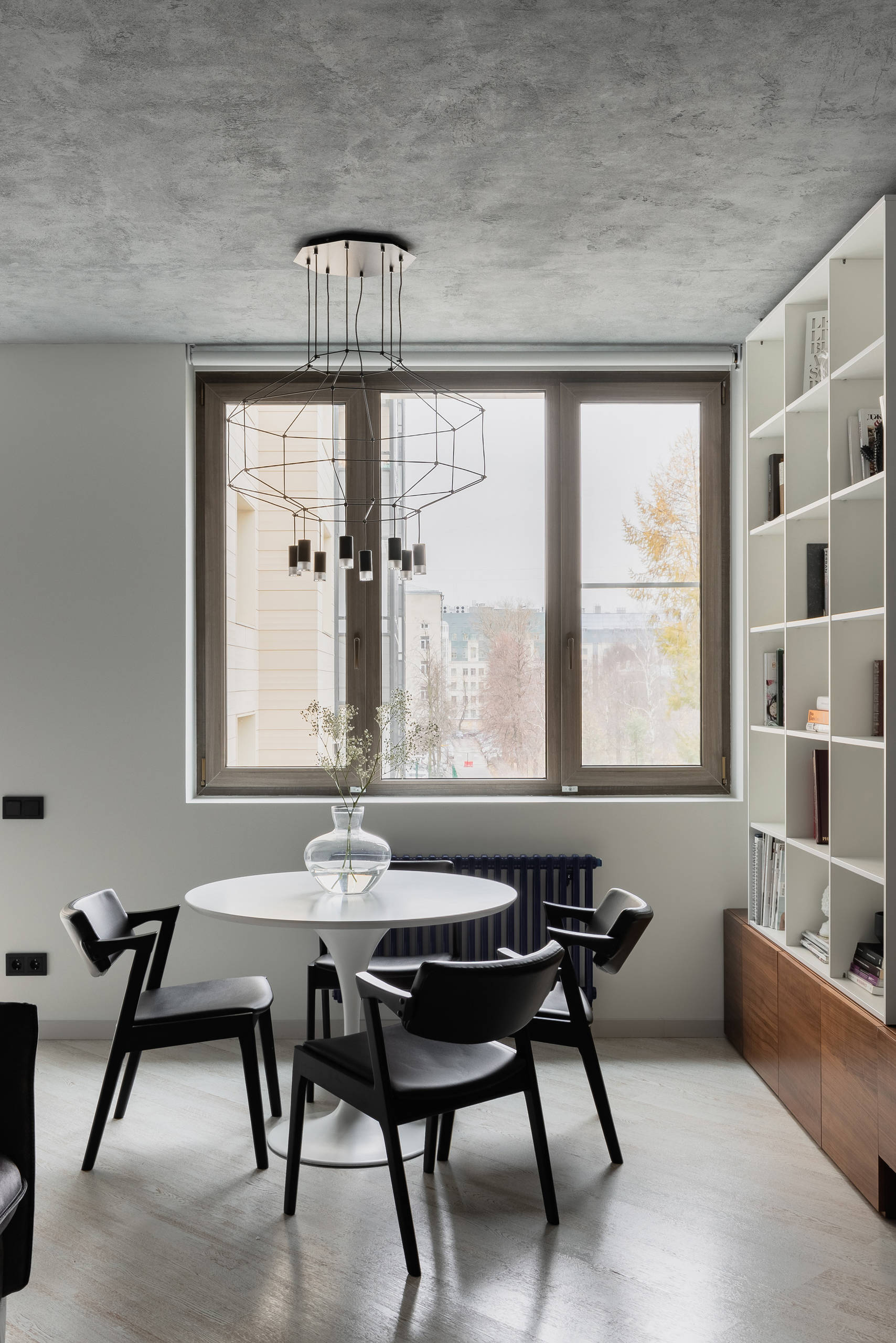 Houzz тур: Стеклоблоки вместо стен и минимум дверей в Петербурге