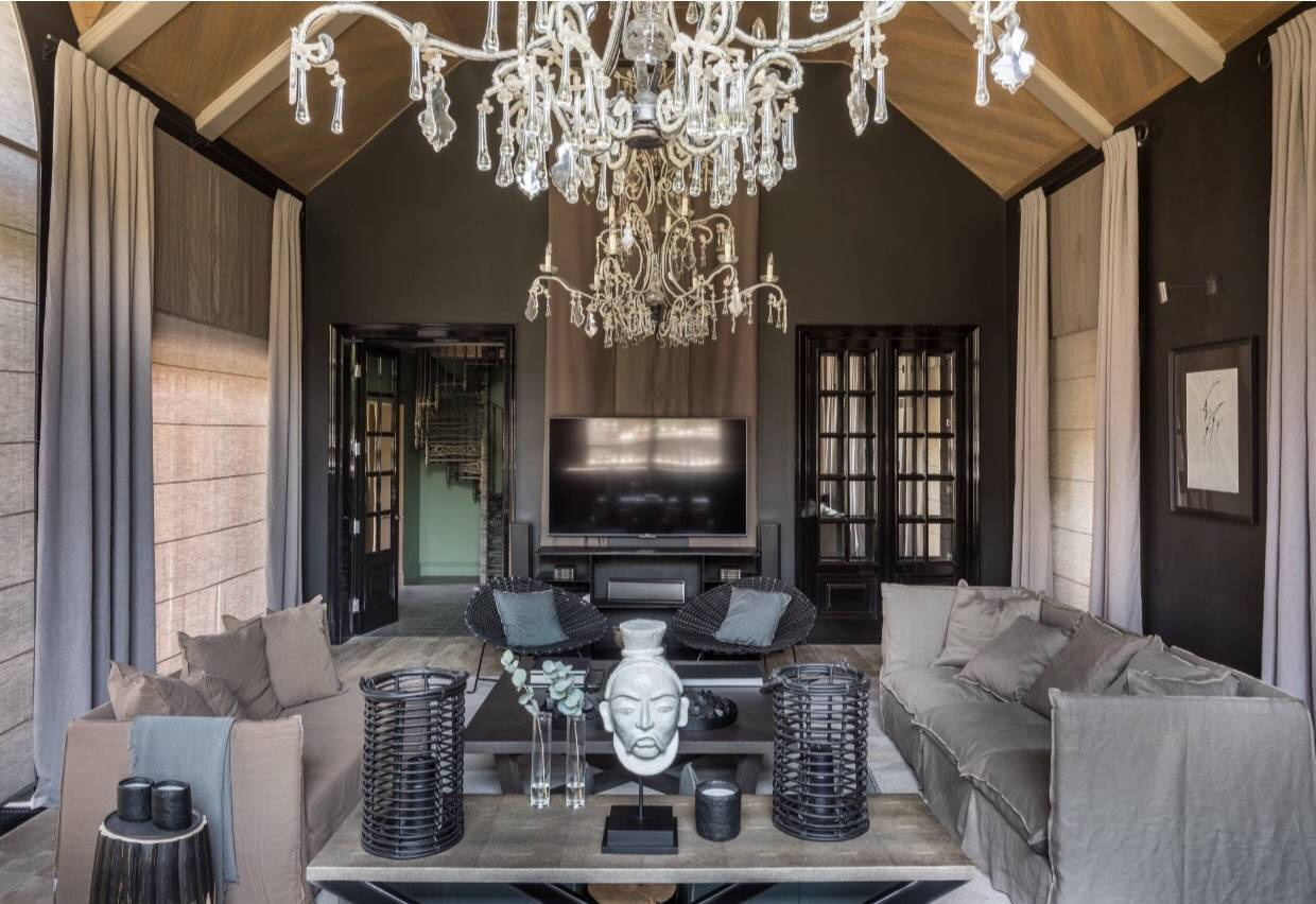 Houzz тур: 250 кв.м — дом для вечеринок в Подмосковье