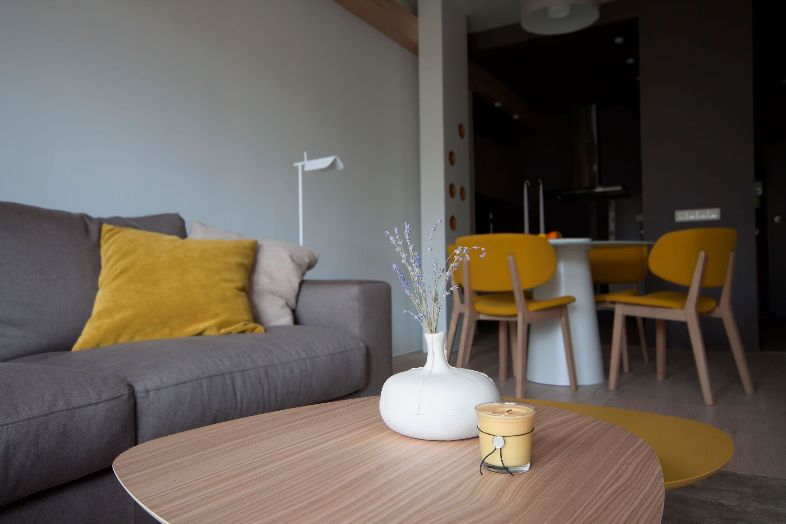 Houzz Латвия: Командировочная квартира на речном побережье