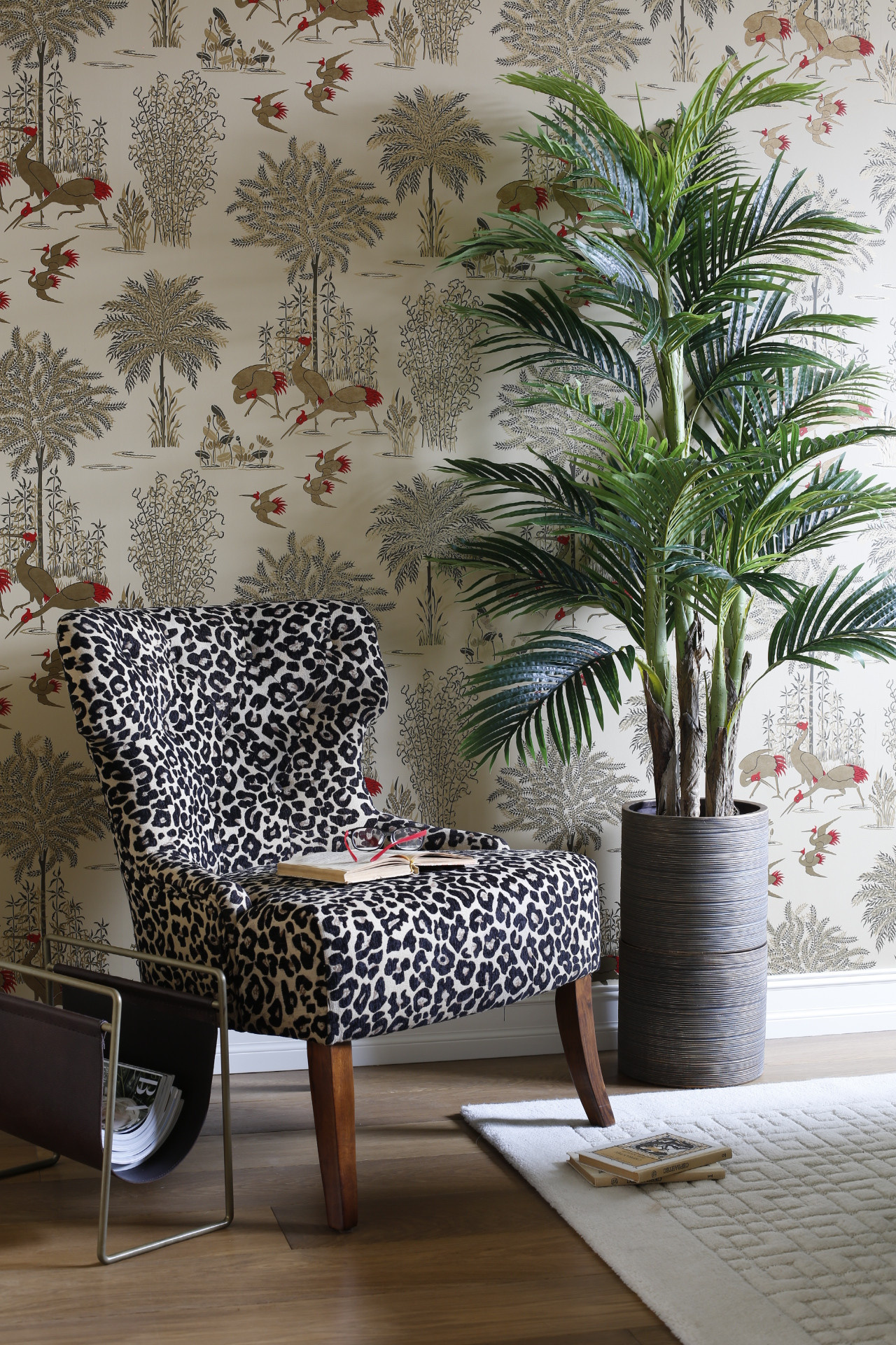 Вопрос: Как выбрать кашпо для больших растений