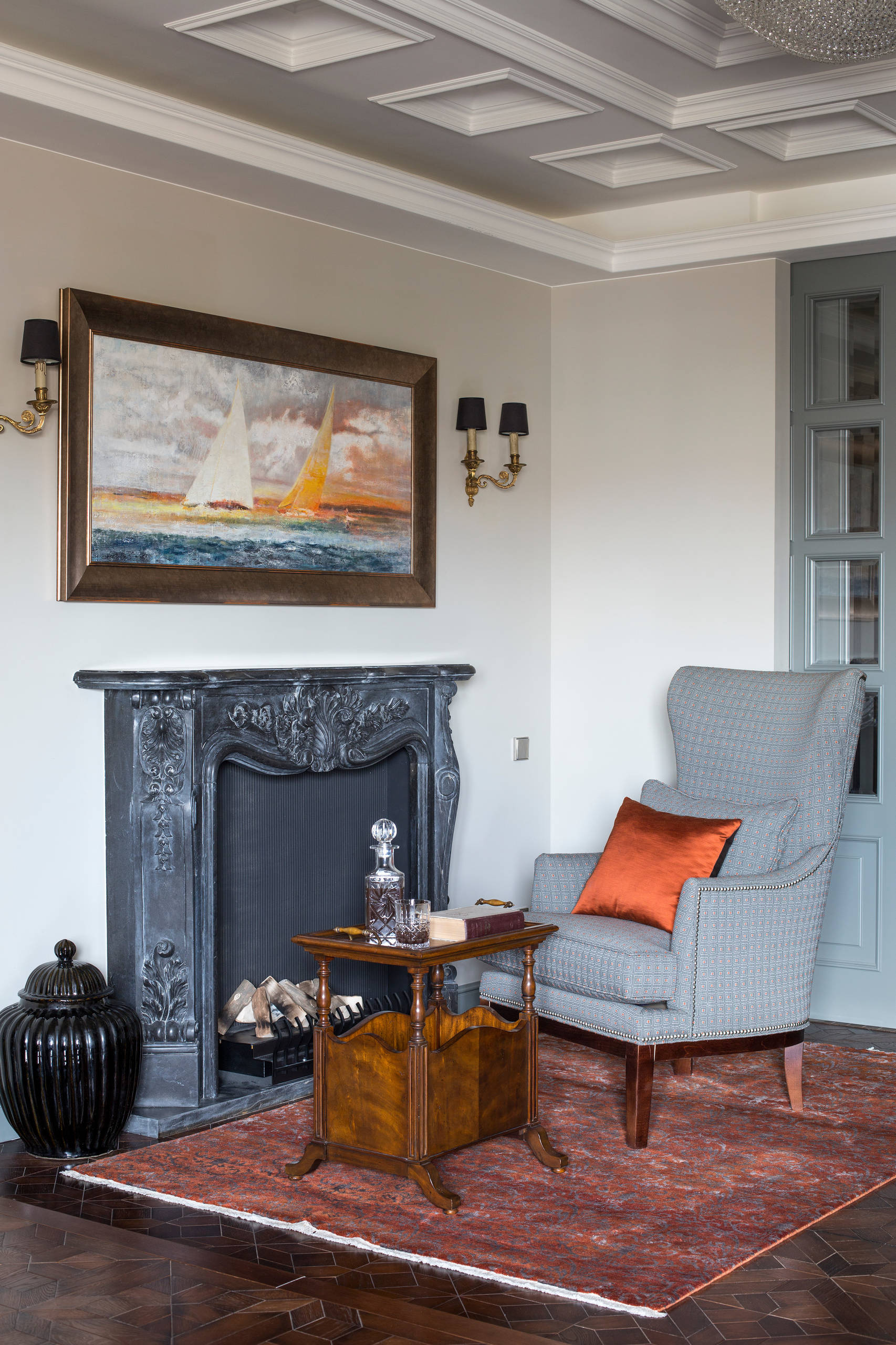 Houzz тур: Квартира с кессонами и кофейным уголком