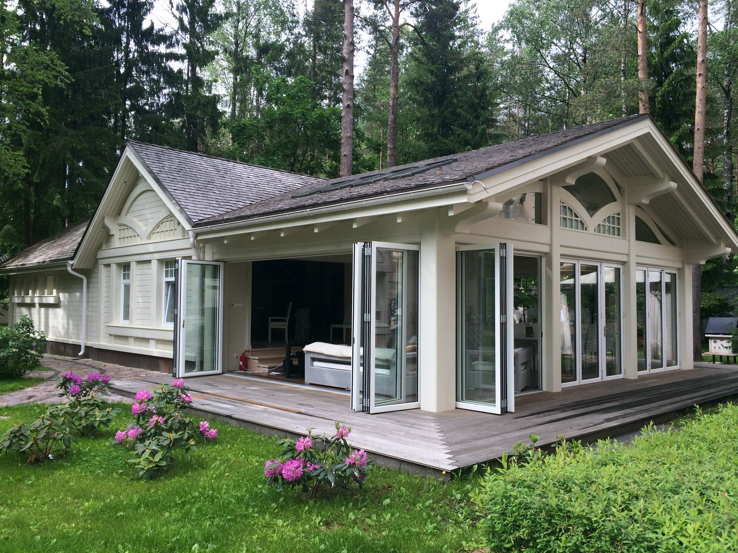 Деревянные окна: 14 сказок, в которые мы зря верим