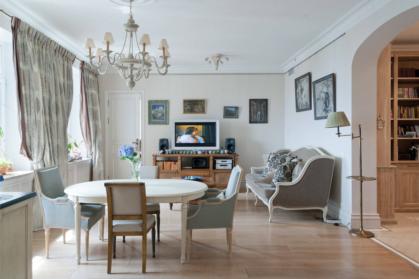 Houzz тур: Квартира на Соколе с коллекцией живописи