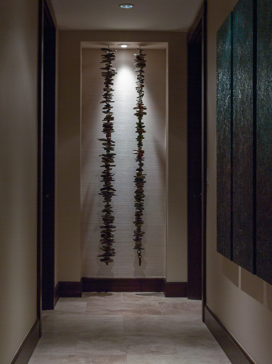 Фотоохота: 34 идеи отделки прихожей декоративным камнем