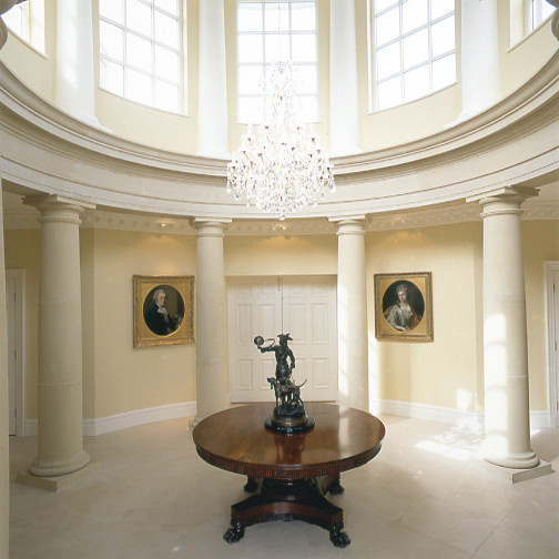 Аукционный дом: Как покупать предметы искусства на торгах