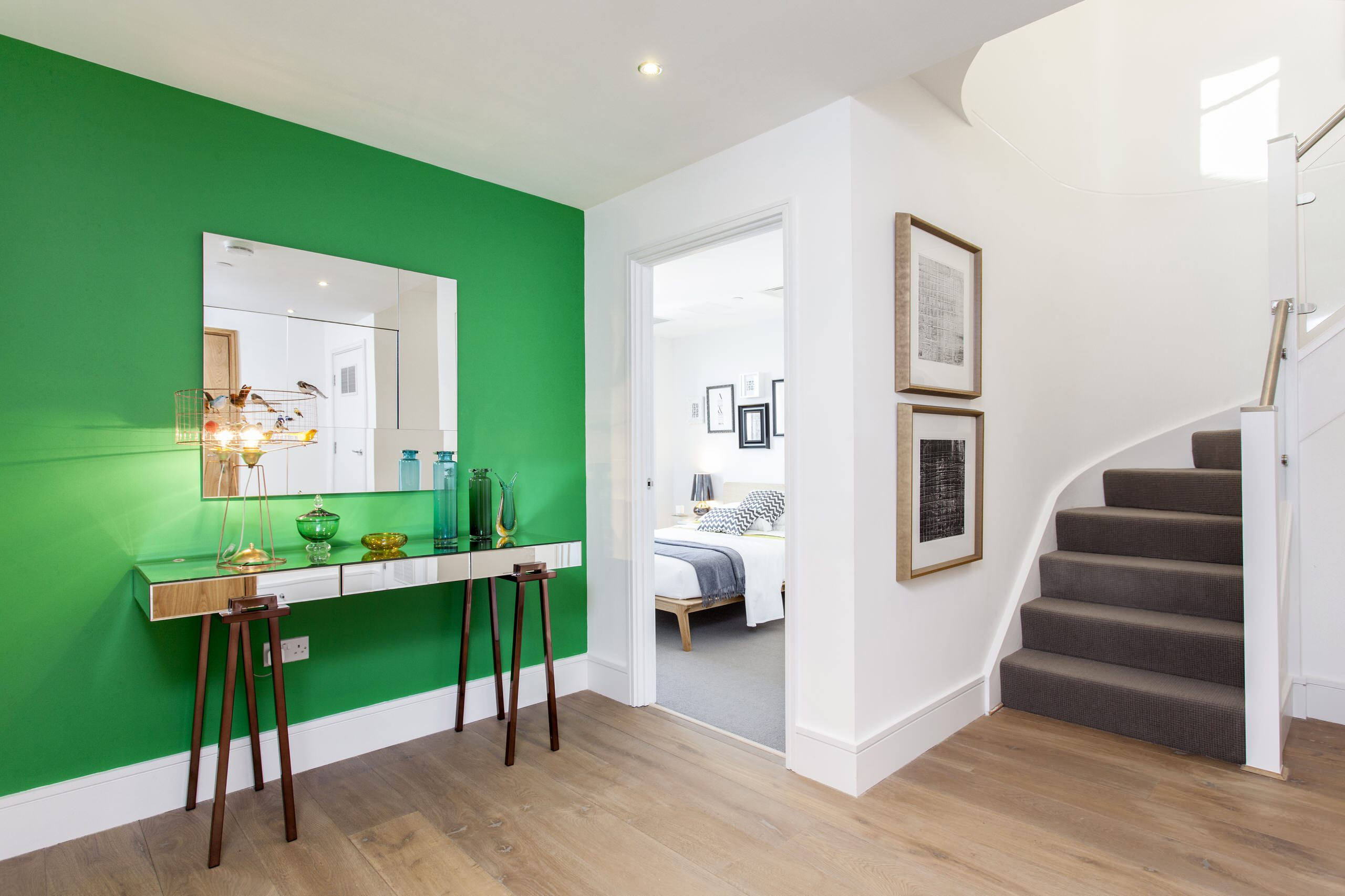 Освещение в прихожей: 11 приемов, которые «работают»