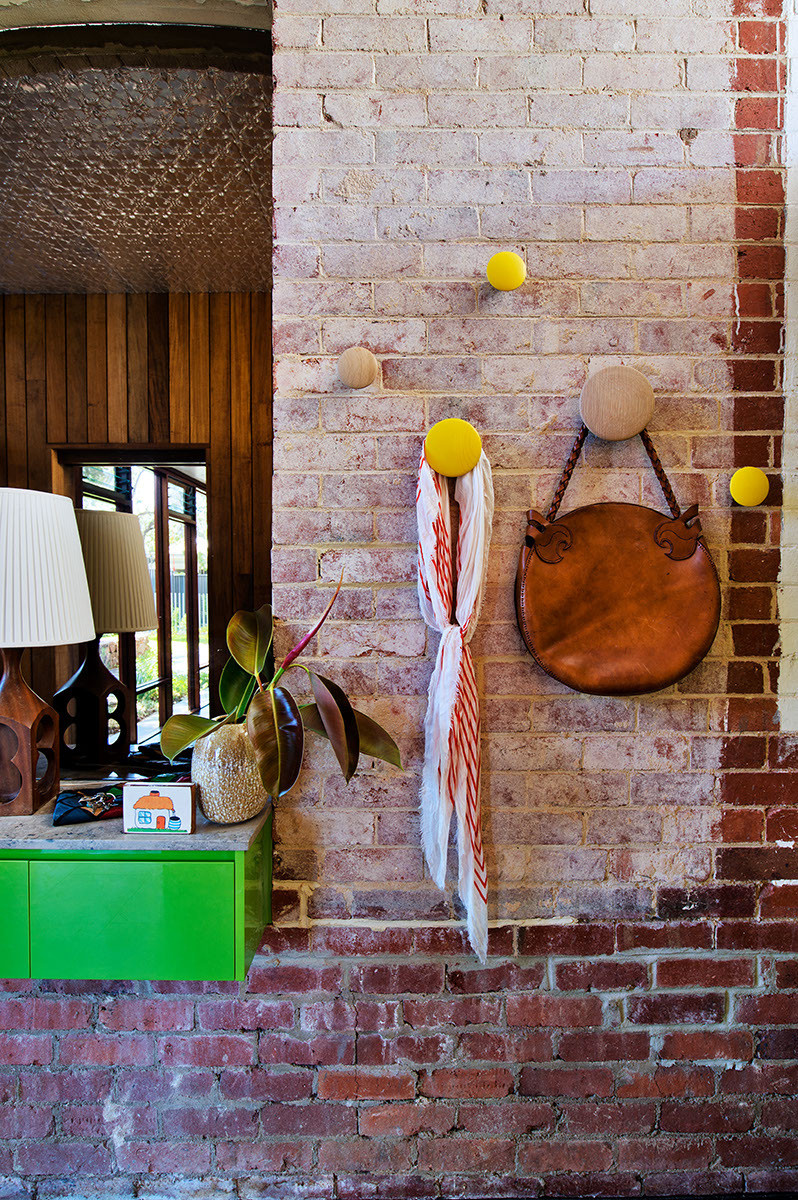 Фотоохота: 97 способов сделать прихожую яркой