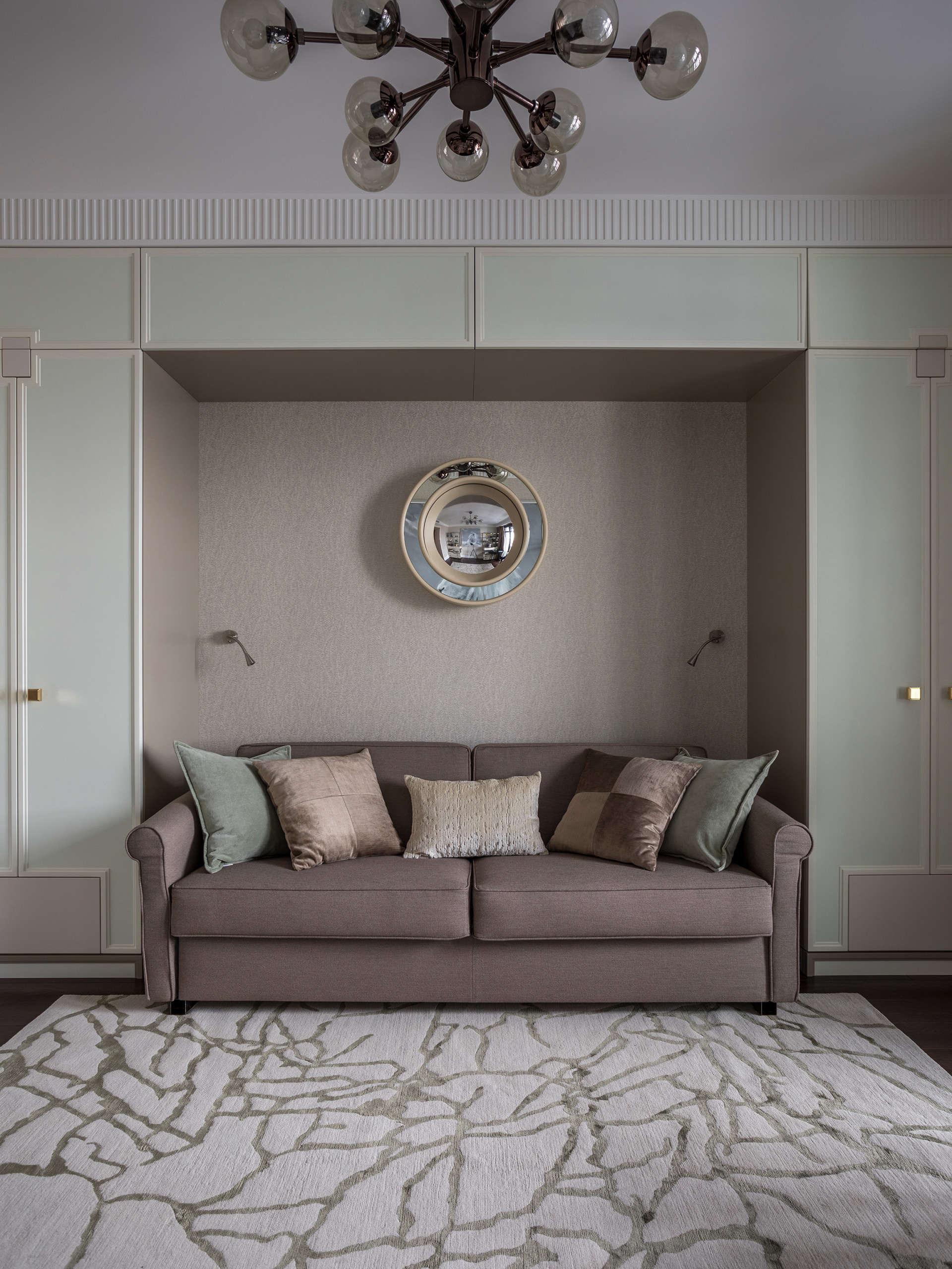 Вопрос: Какой диван выбрать (из 6 возможных)