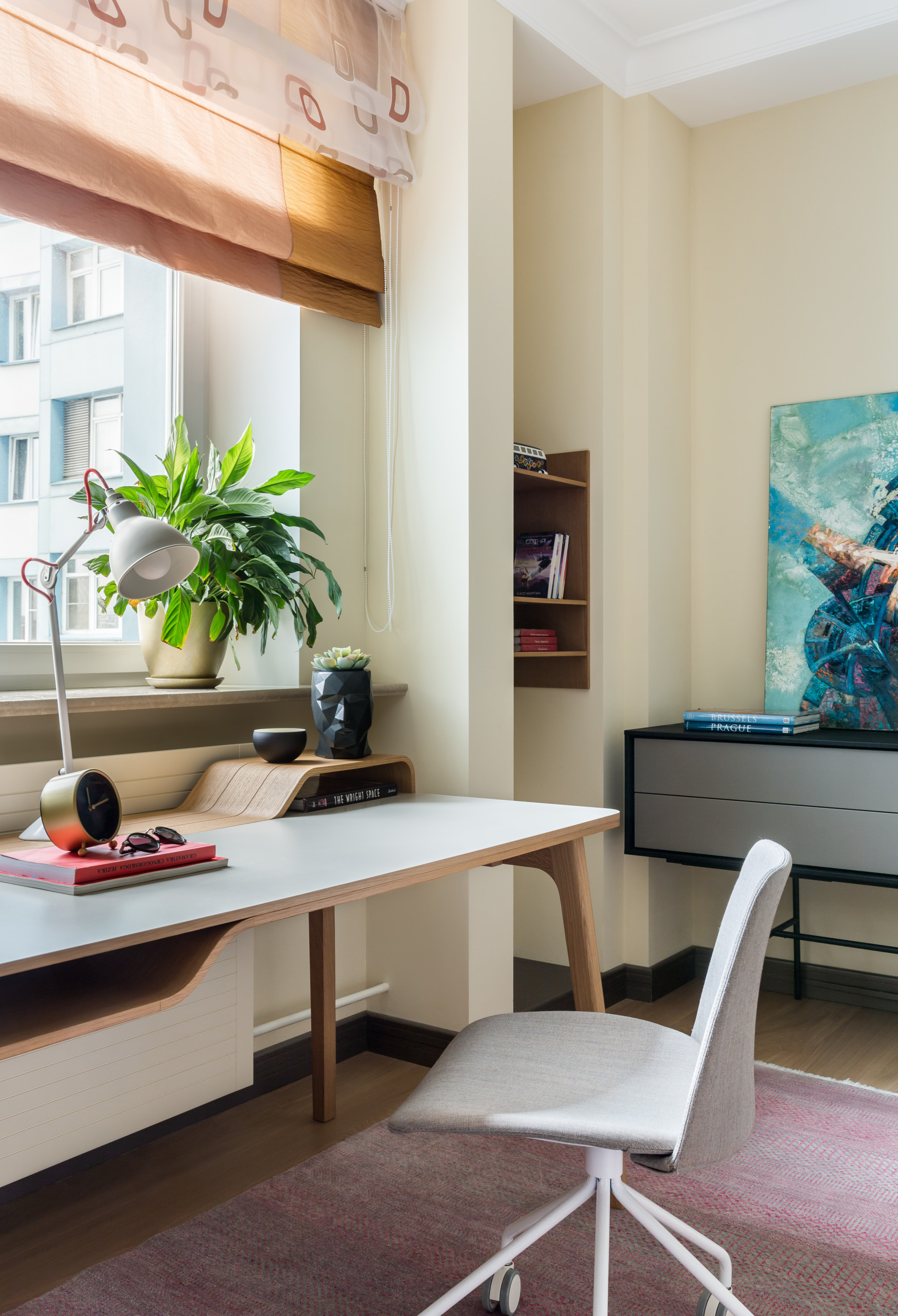 Houzz тур: Квартира в квартире — для старшей дочери на вырост