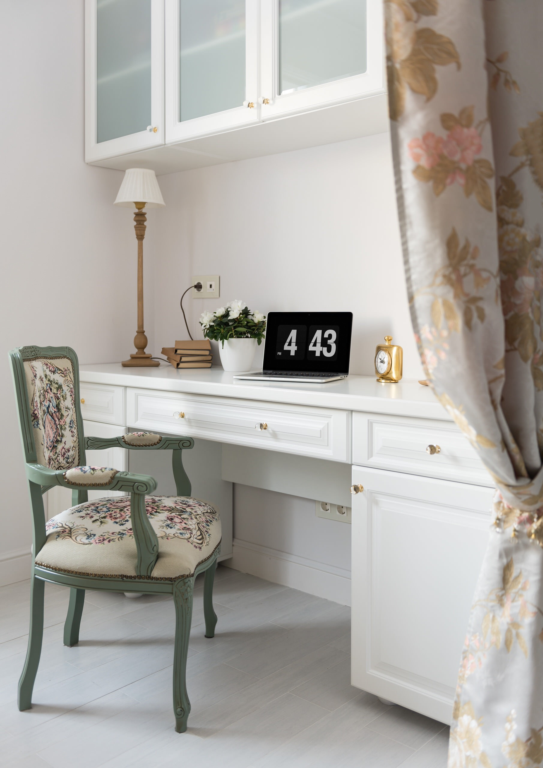 Houzz тур: Квартира с французскими мотивами в Калининграде