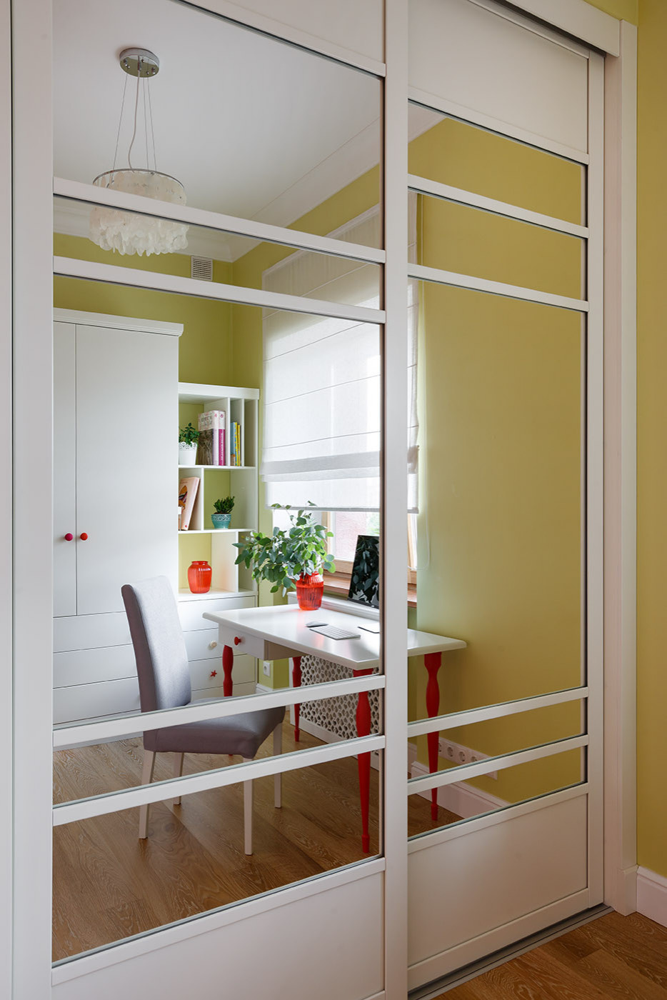 Houzz тур: Солнечная атмосфера в петербургской квартире