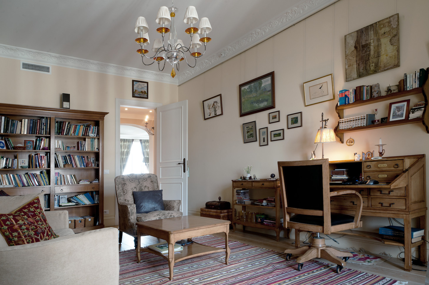 Houzz тур: Квартира на Соколе с коллекцией живописи