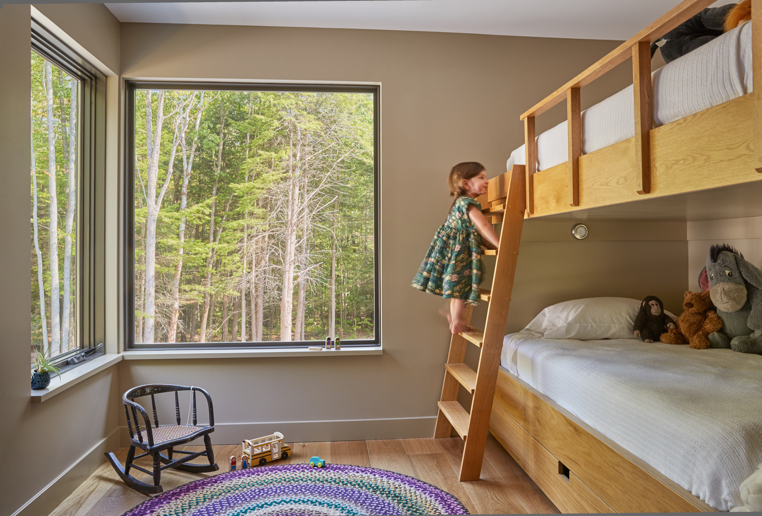 Вопрос: Почему дети не хотят играть в своей комнате