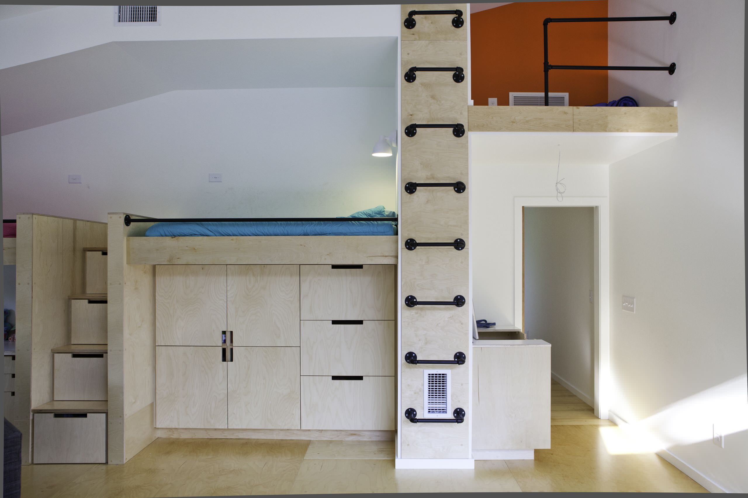 Планировка детской комнаты: Встроим все