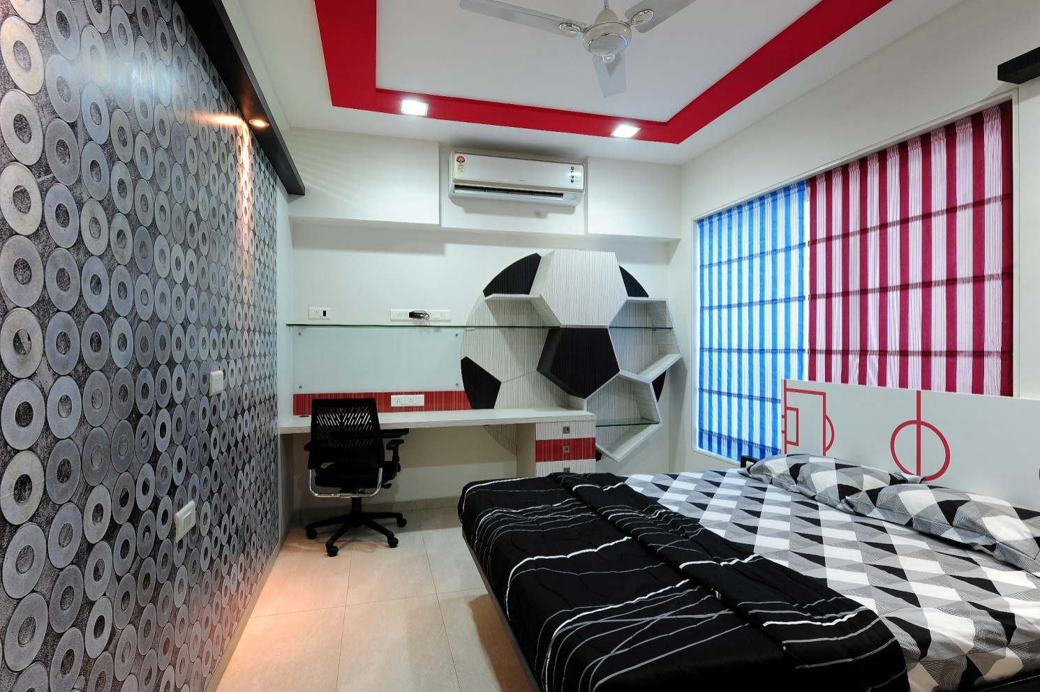 Болеем дома: Смотрим чемпионат мира по футболу