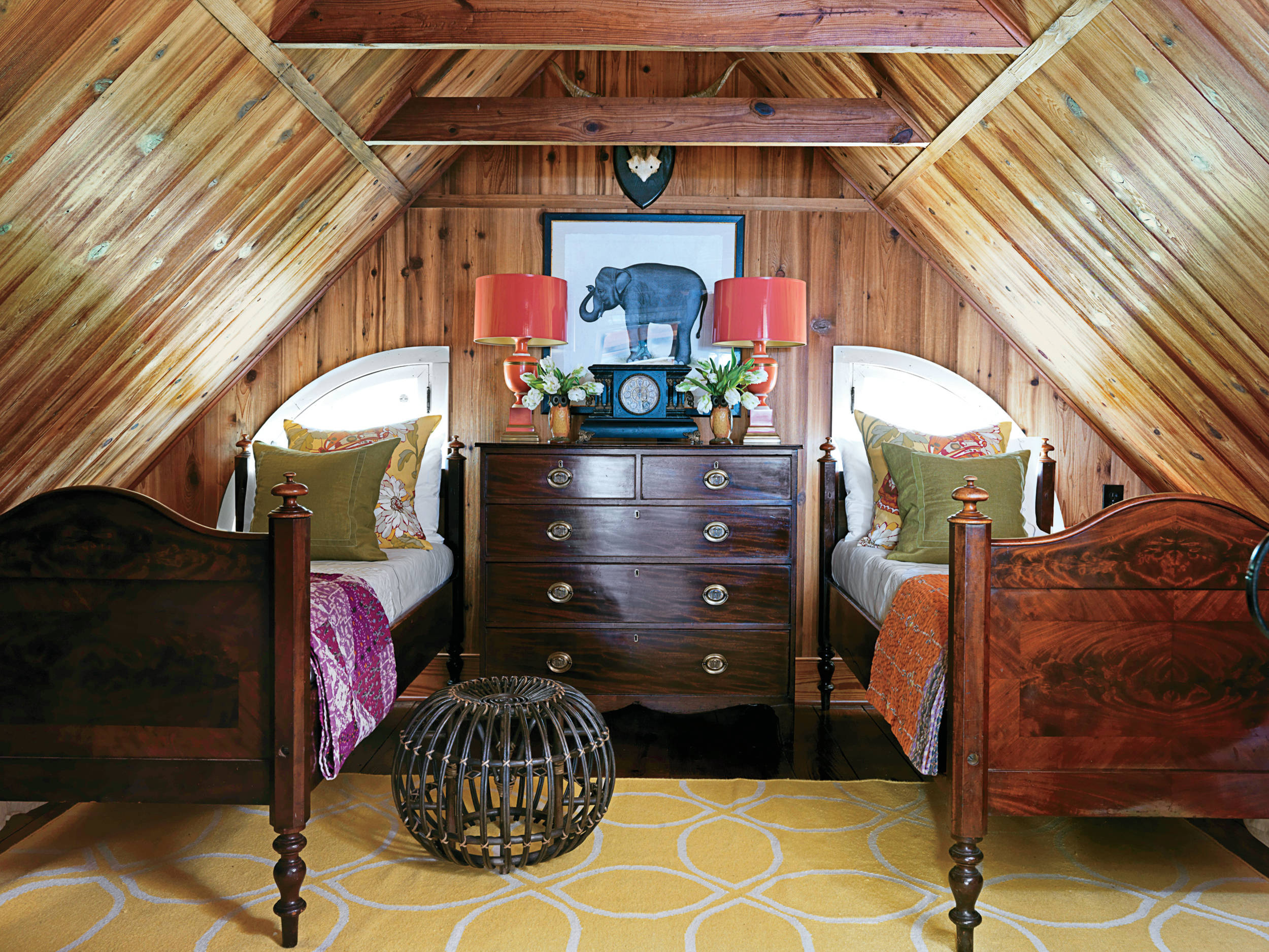 Потолок в детской комнате