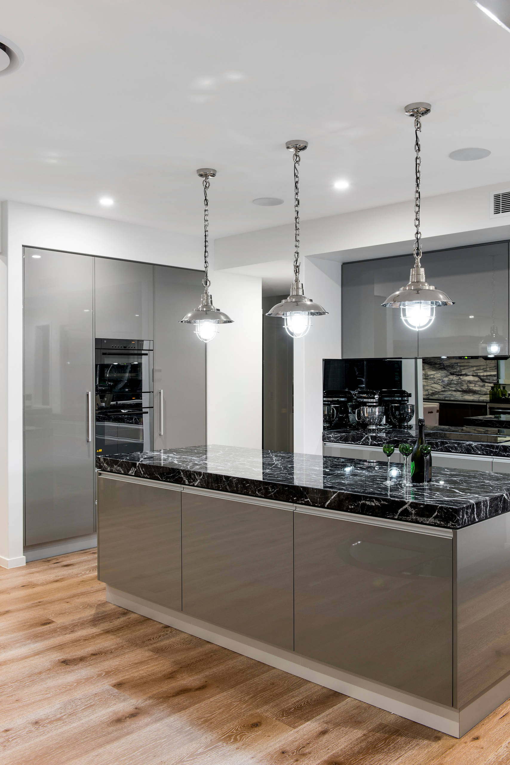 Дизайн-дебаты: Какую кухню считать дорогой, а какую — бюджетной