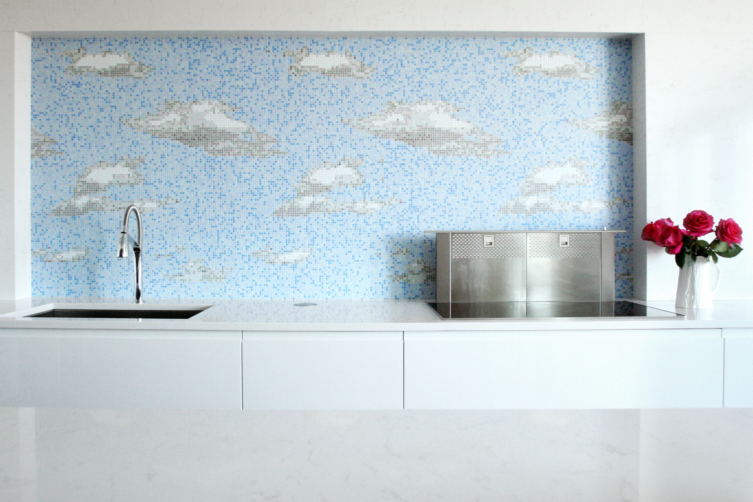 Просто фото: Необычные фартуки на кухне — 24 варианта