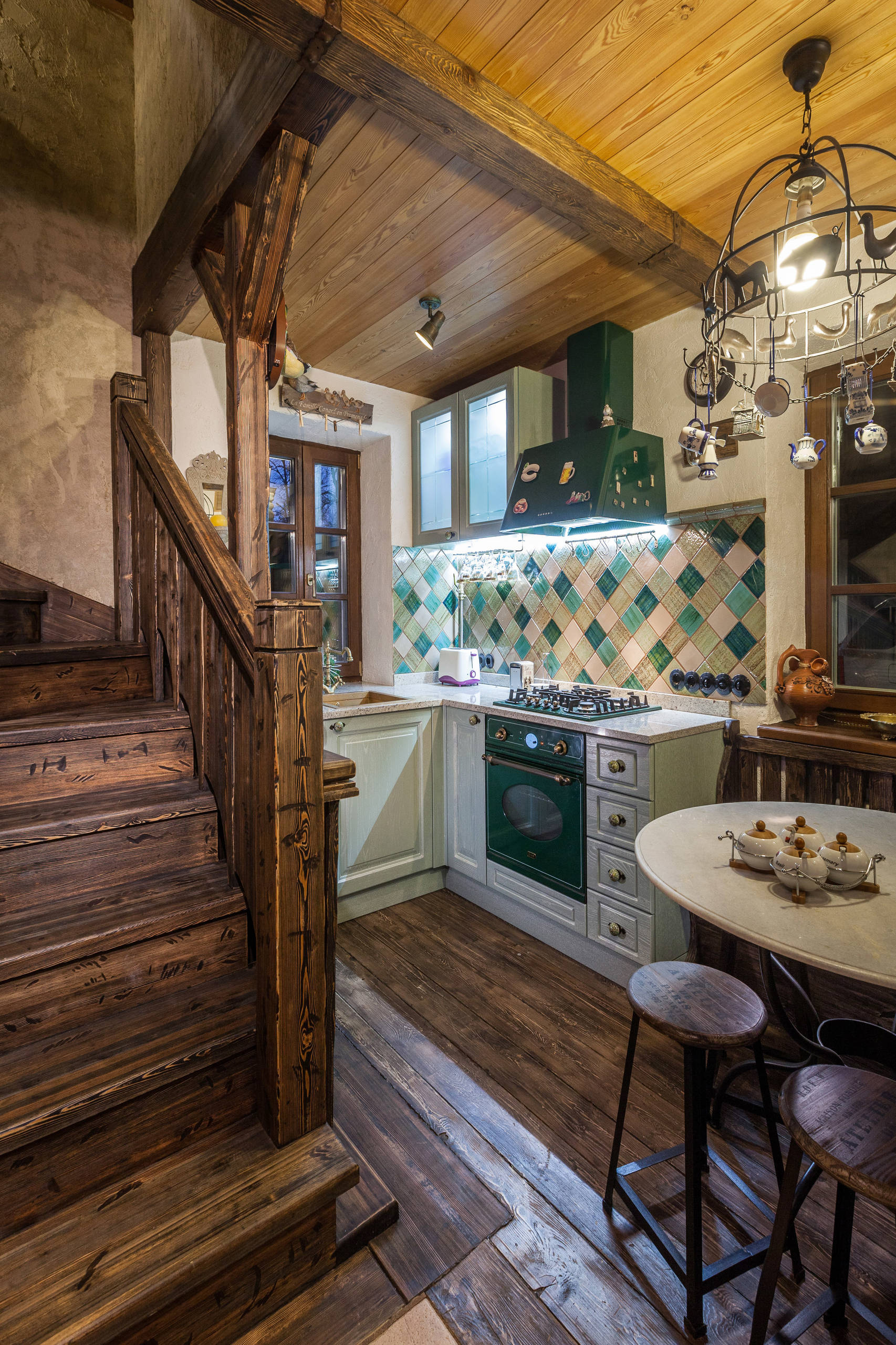 Просто фото: Кухня на даче — 30 решений