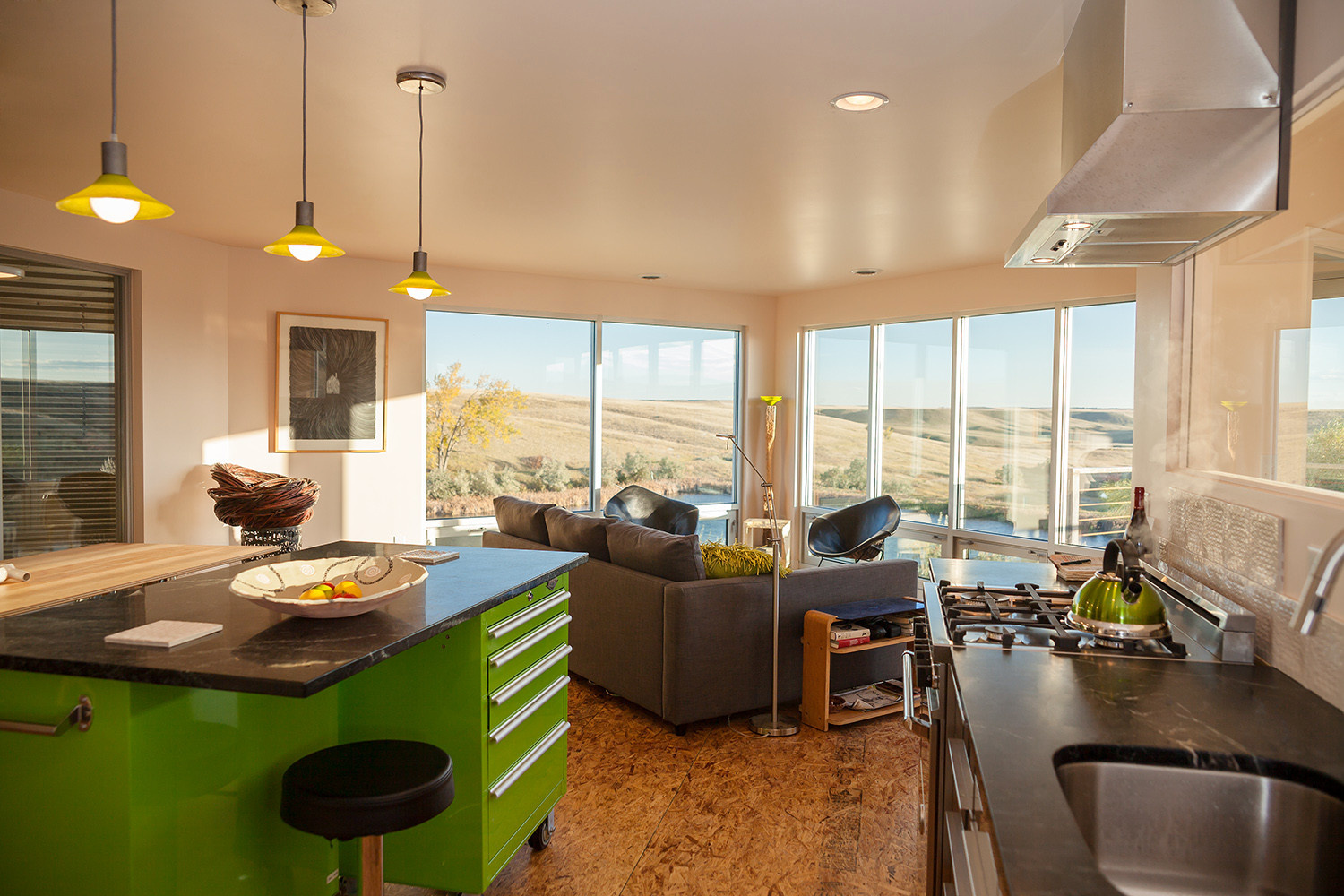 Жить в коконе: 10 проектов круглых домов из разных стран