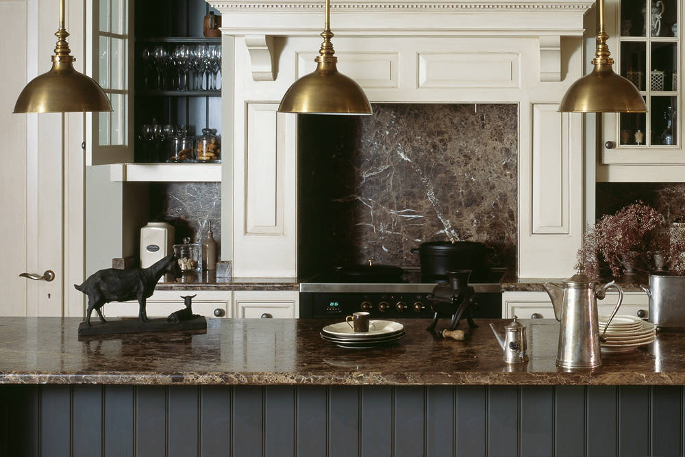 Натуральный или искусственный? Выбираем каменную столешницу для кухни