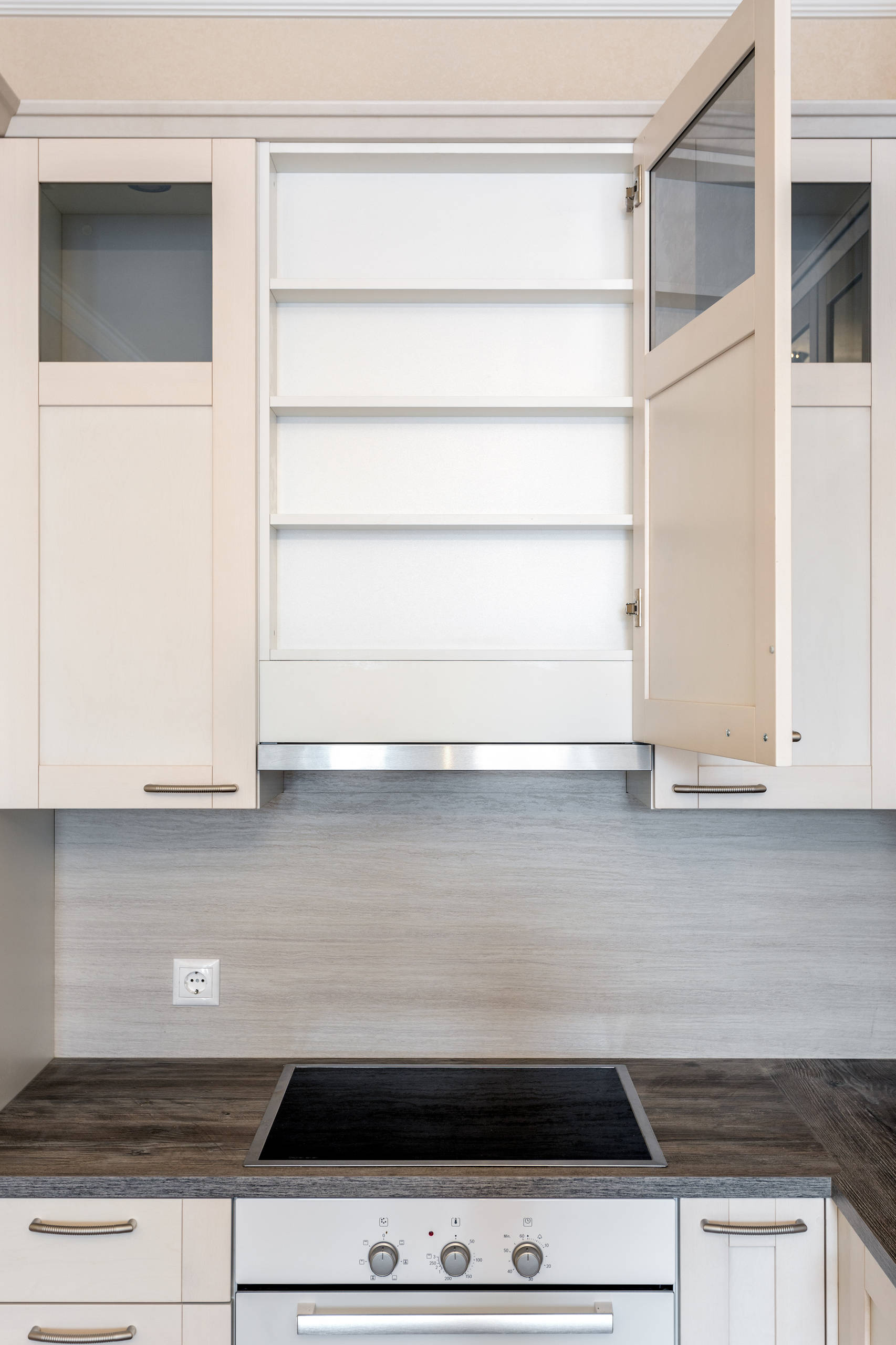 Как правильно: Освободить кухонный фартук