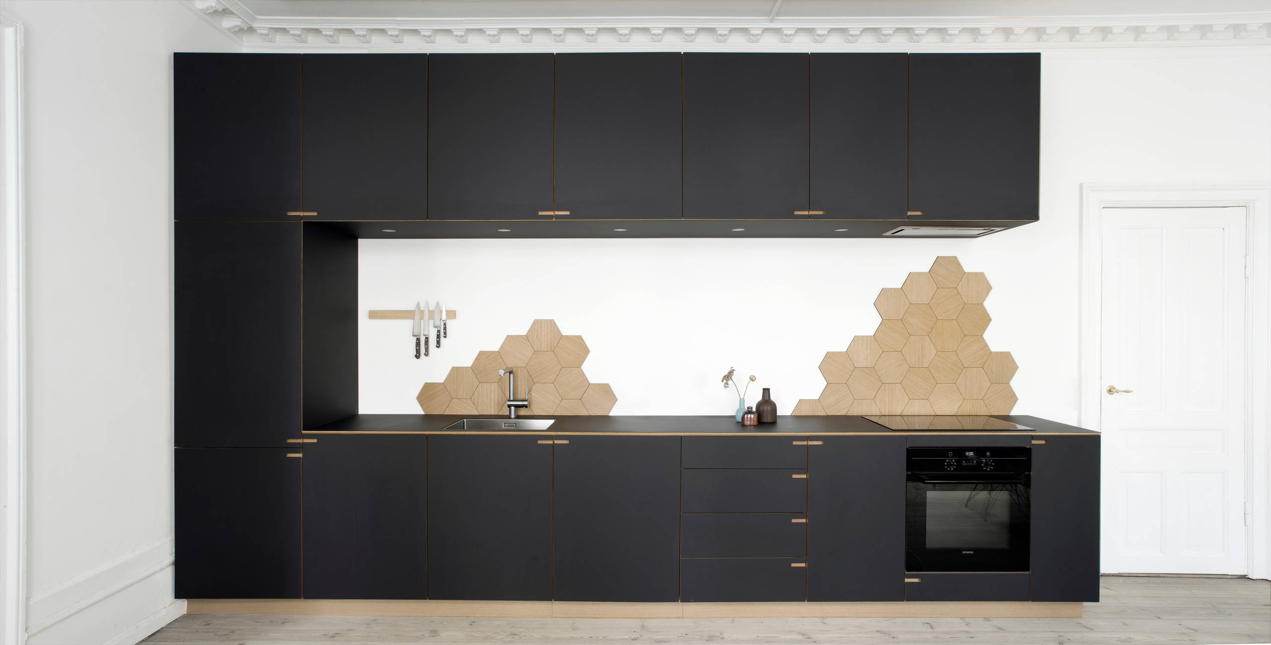 Только фото: 27 кухонь, где все дело — в орнаментах