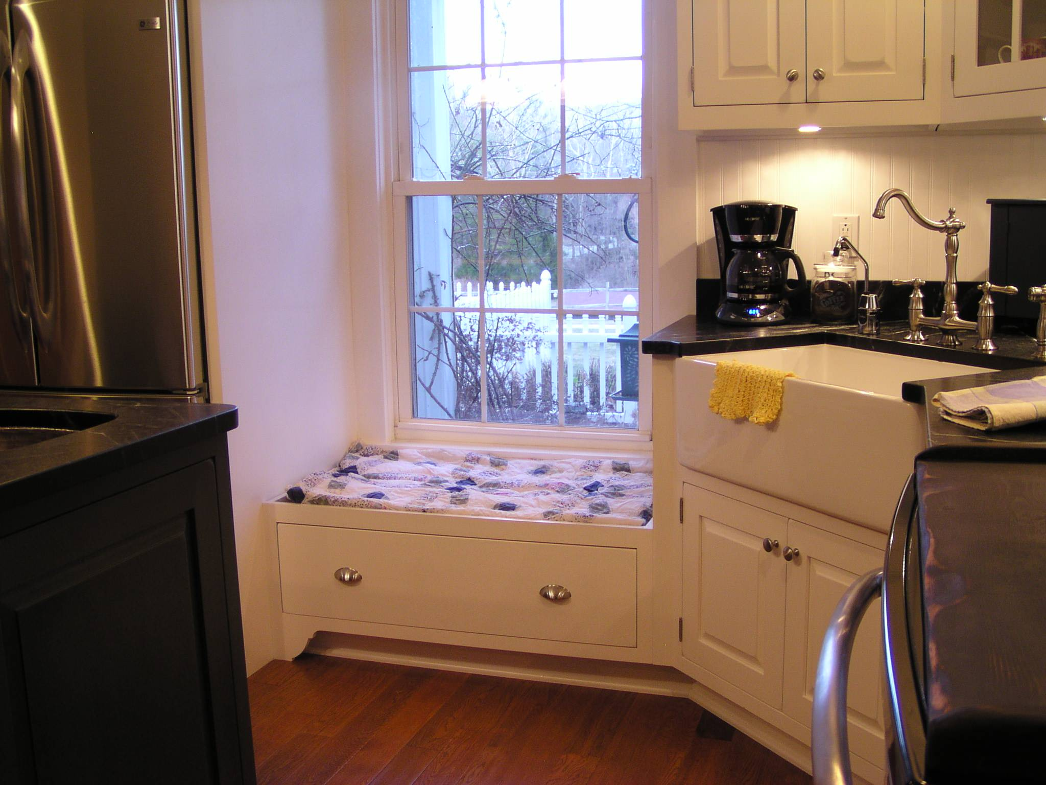 Фотоохота: Домики для кошек своими руками — 40 идей