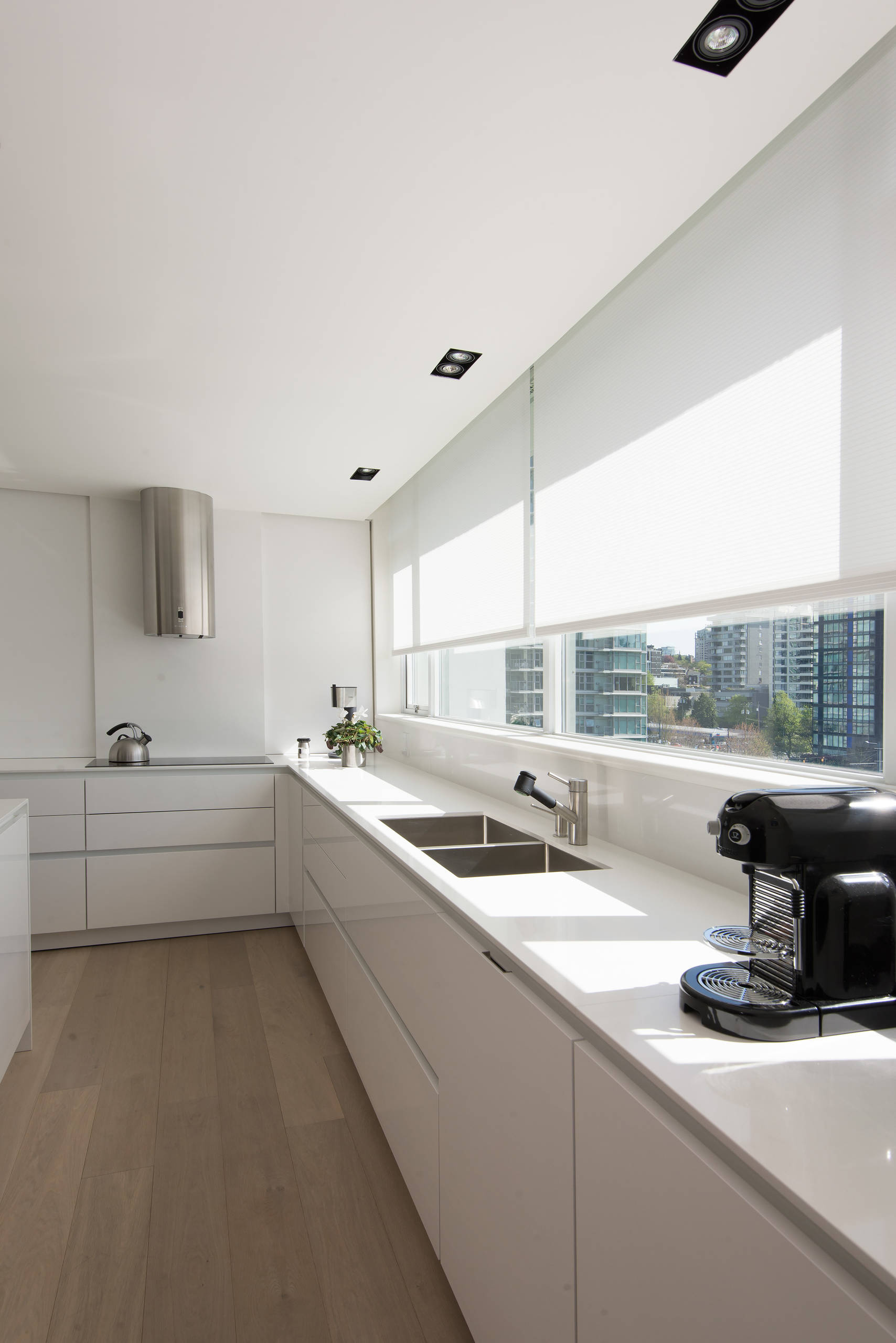 Как правильно: Подобрать модные шторы к интерьеру