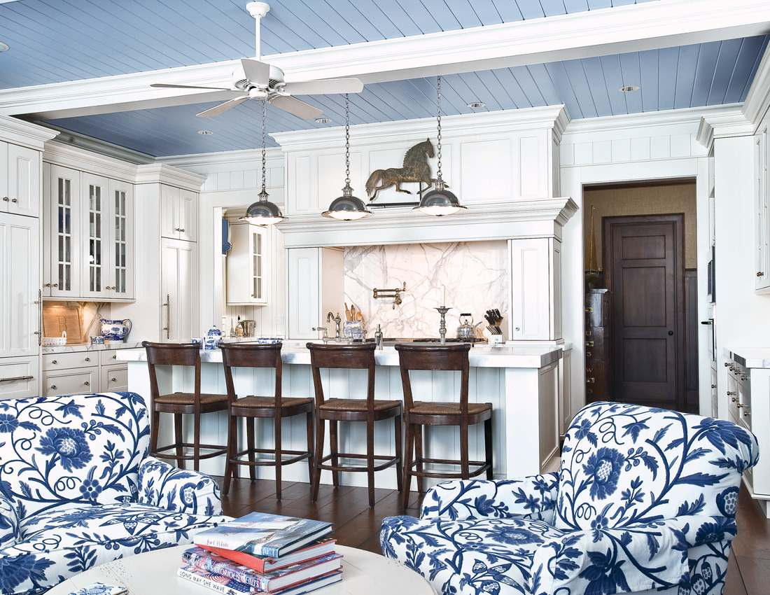 Работа по совместительству: Как объединить кухню и гостиную