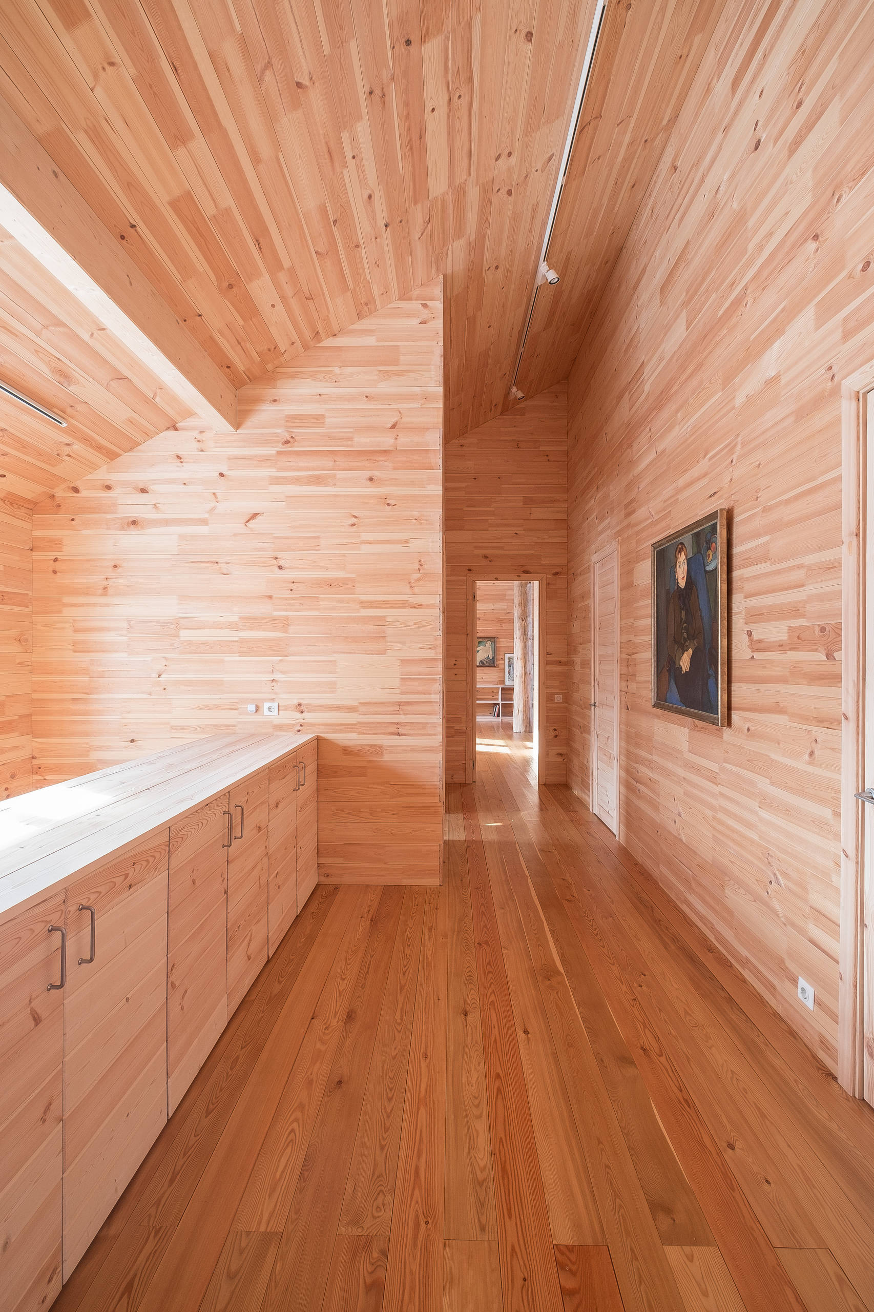 Houzz тур: Дача под Тарусой для большой творческой семьи