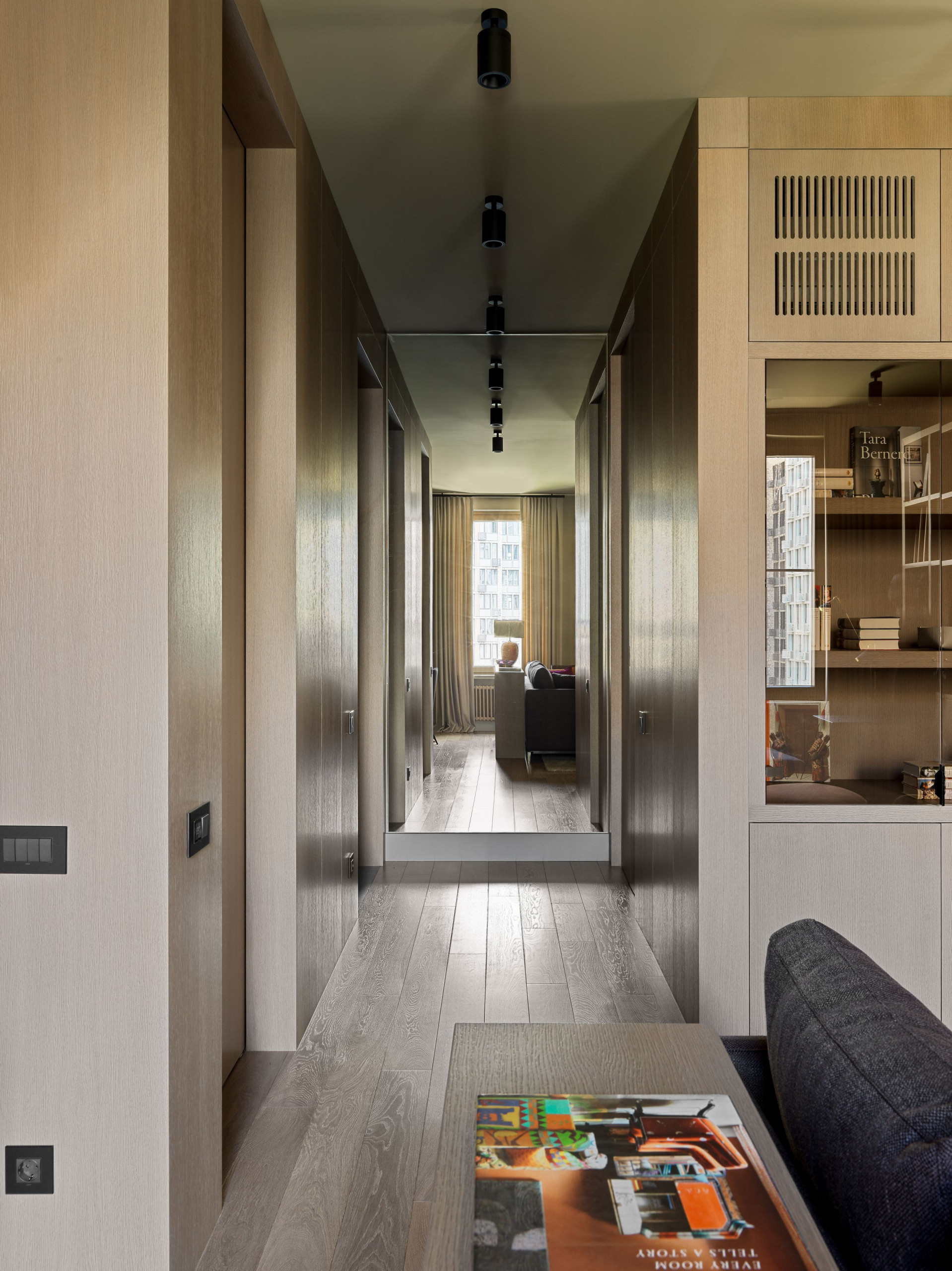 Houzz тур: Квартира в красках осени для двоих