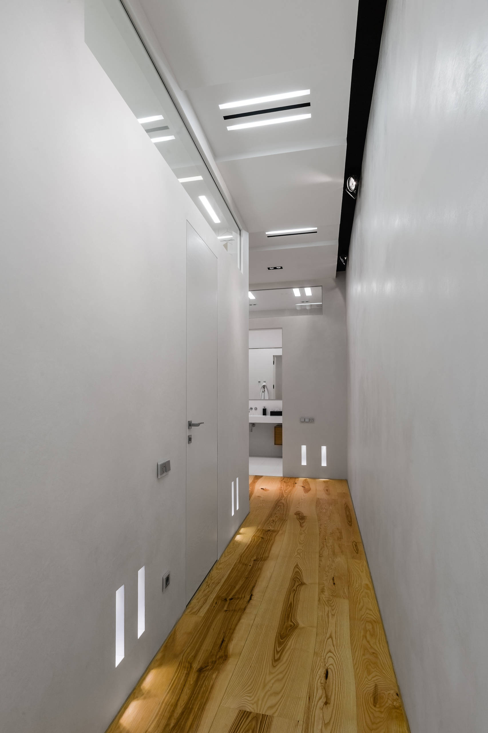 Houzz тур: Минимализм в центре Санкт-Петербурга