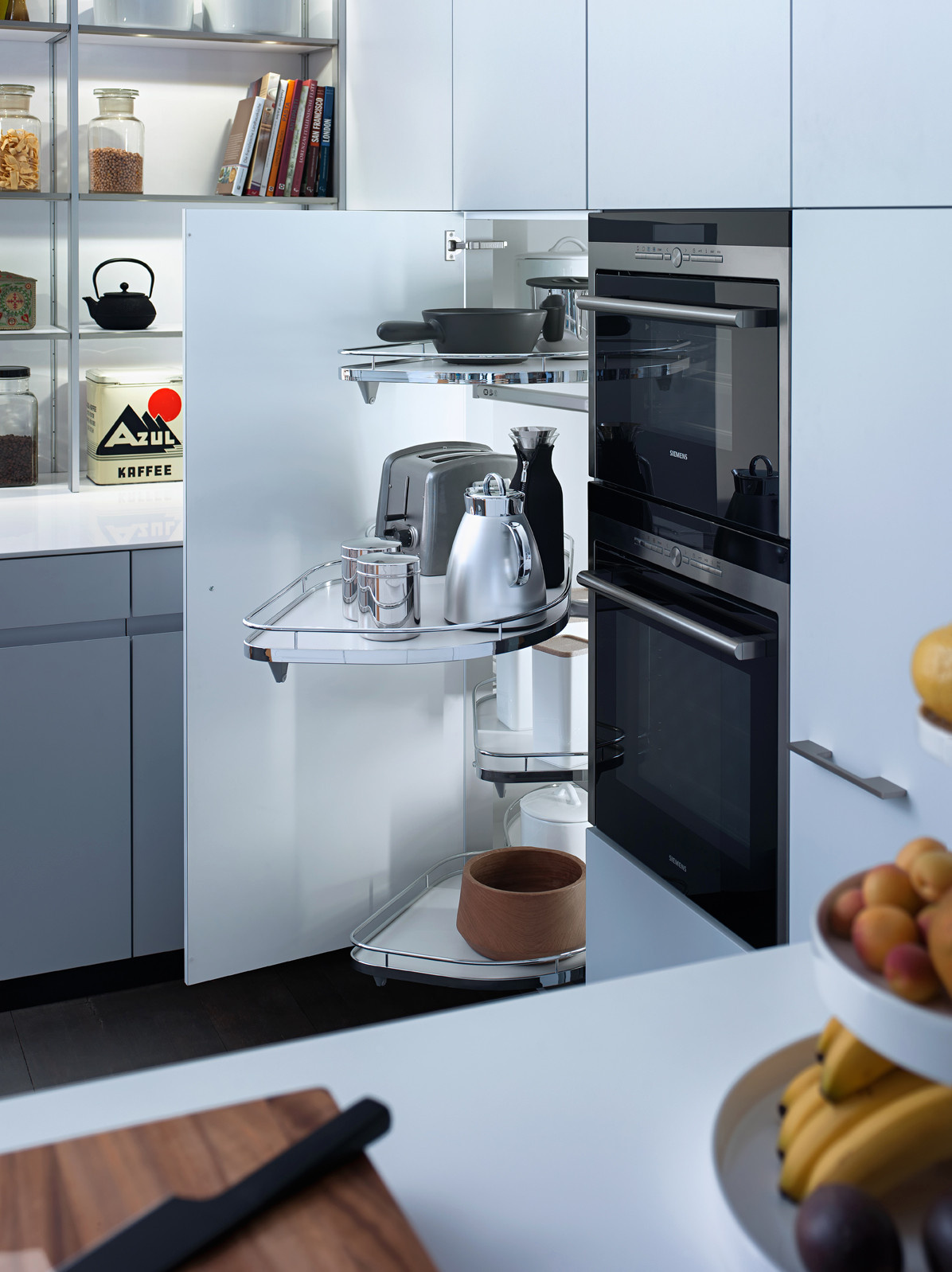 С миру по идее: Как сделать узкую комнату удобной?