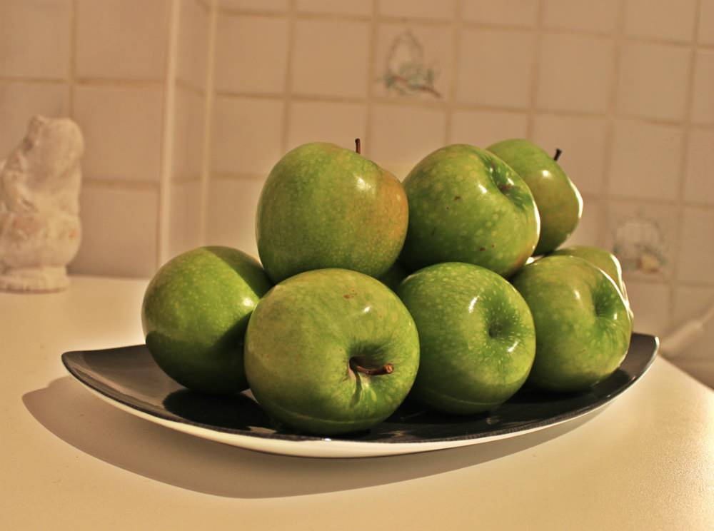 Как правильно: Уход за плодовыми деревьями и кустарниками