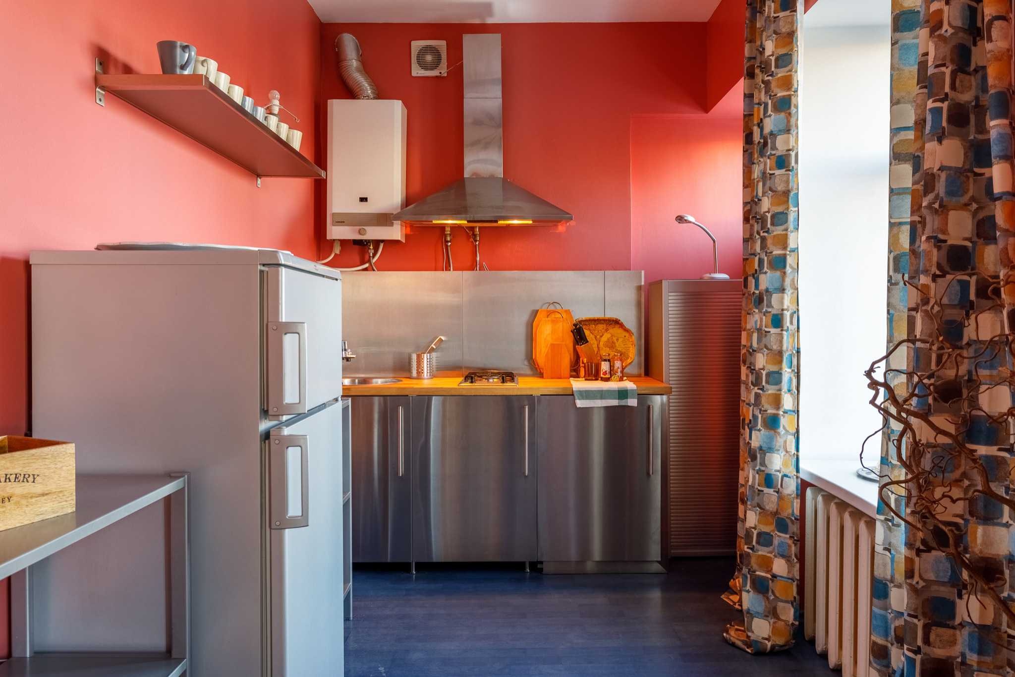 Вопрос: Как спрятать трубы