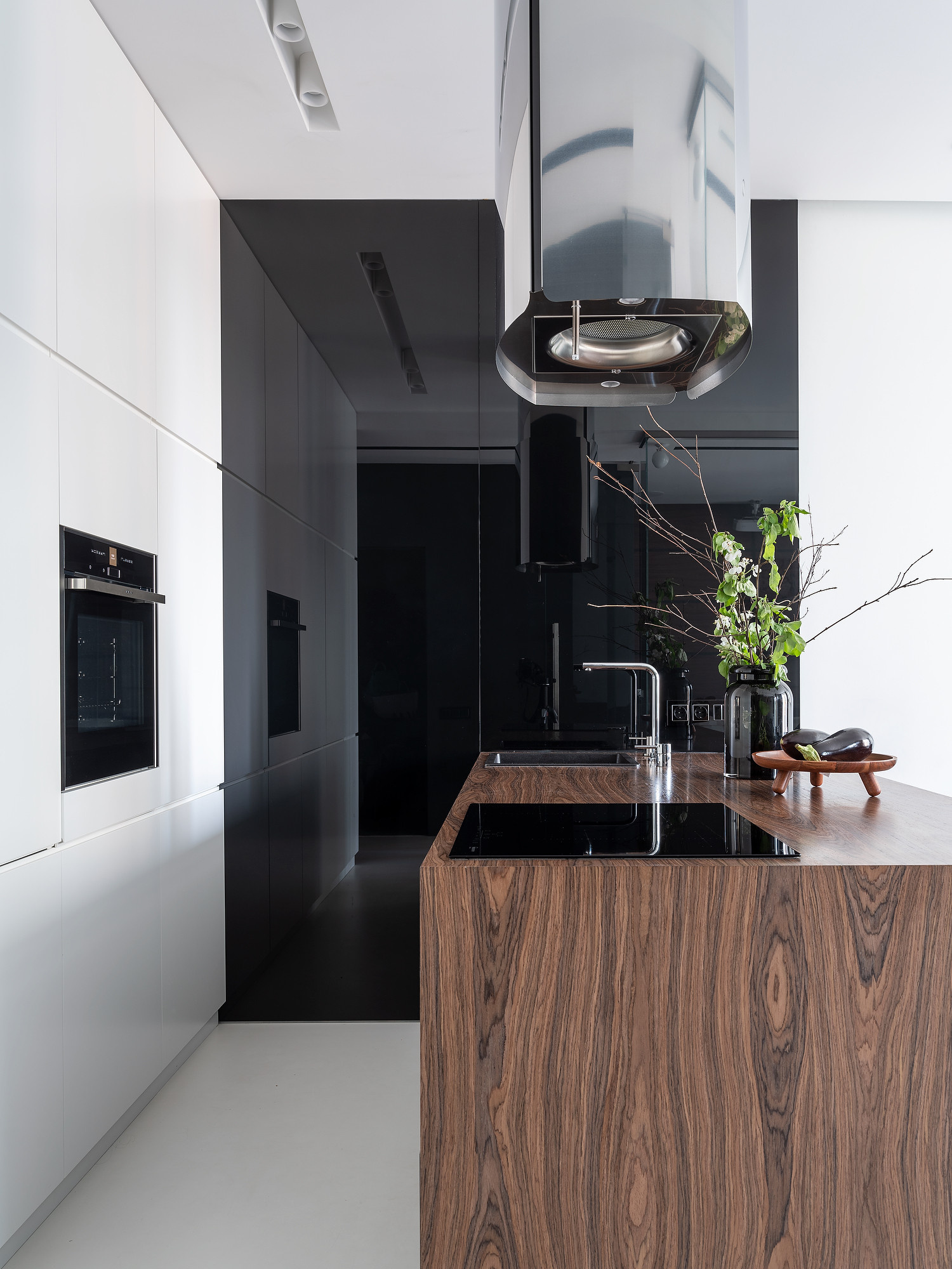 Что лучше: Матовый или глянцевый фасад для кухни